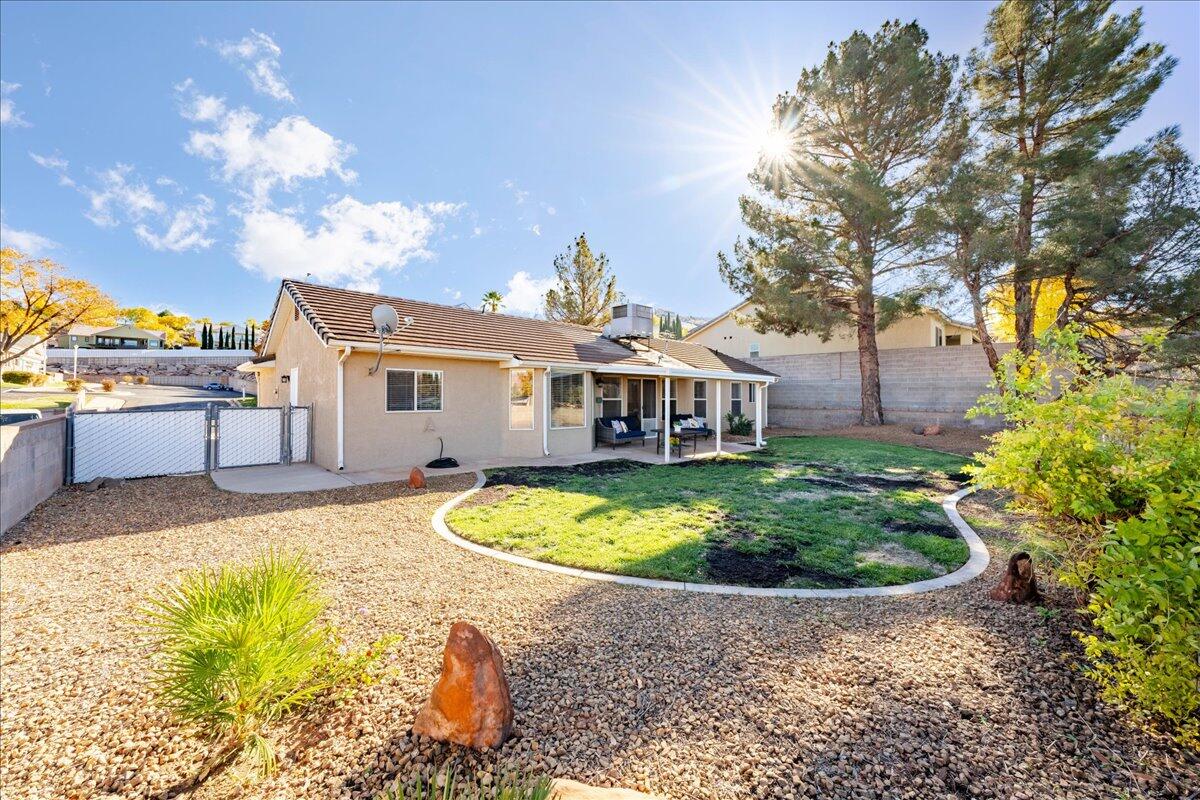 RIDGE WEST - Residential