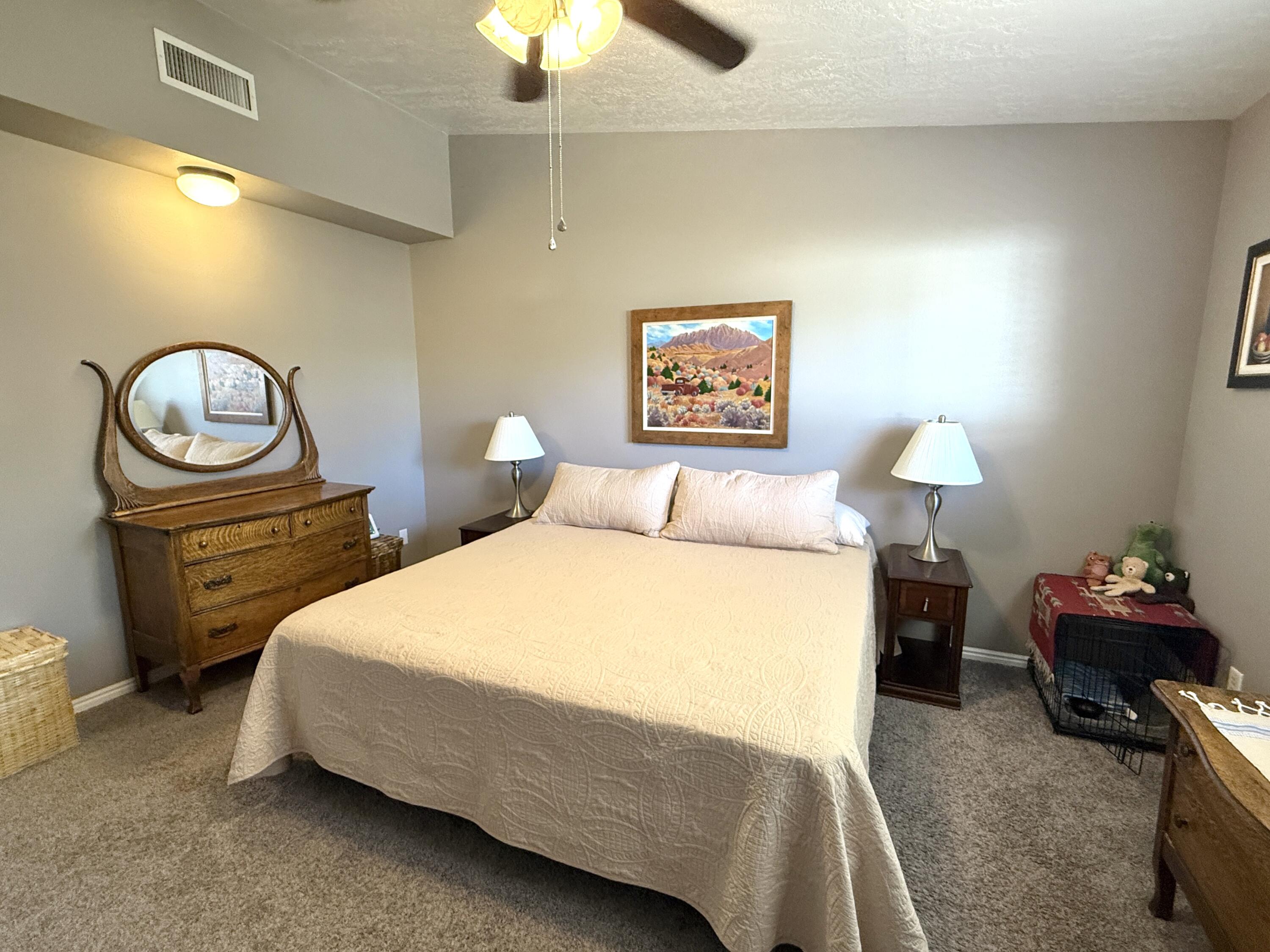 BLOOMINGTON HILLS - Residential