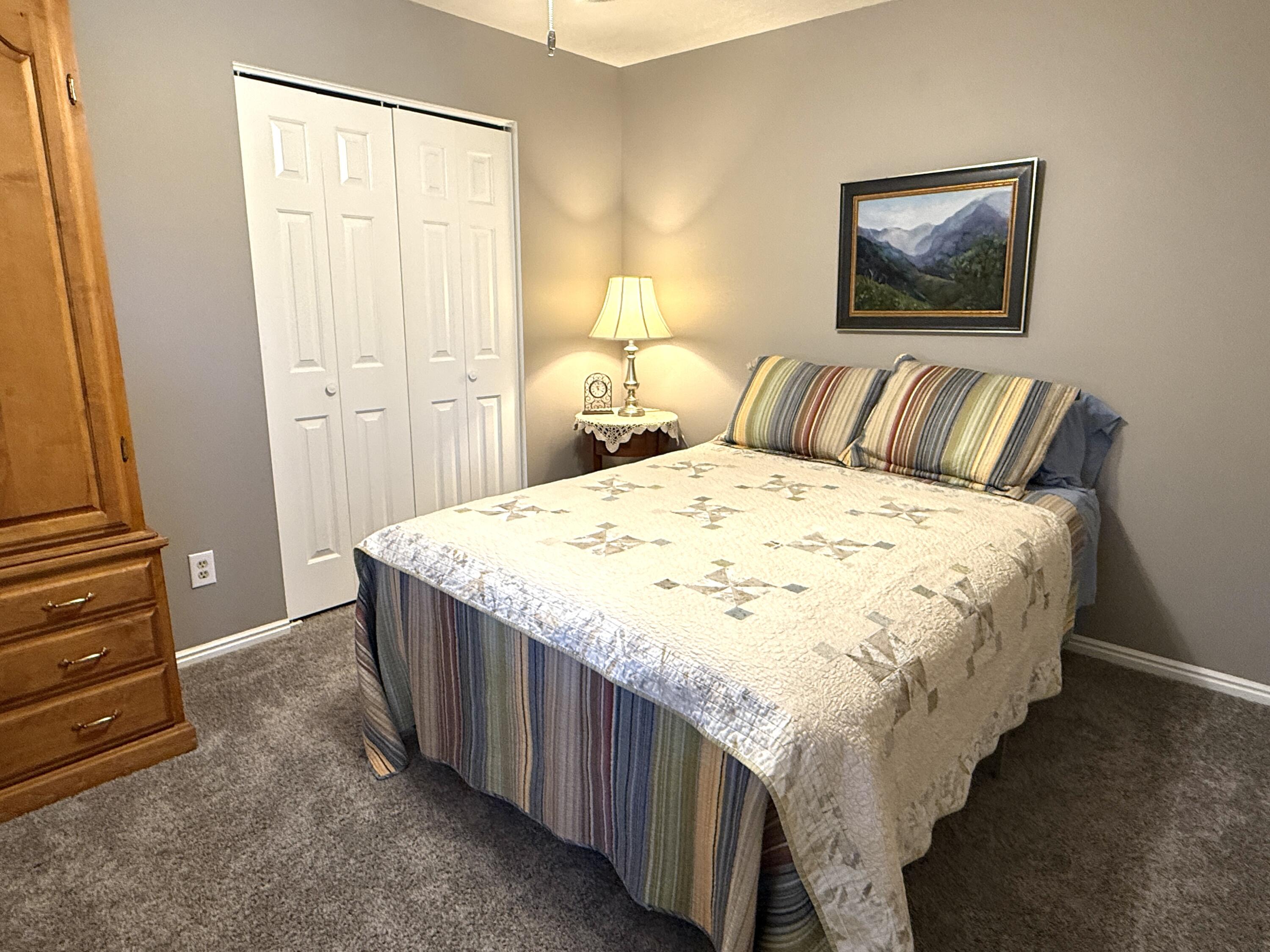 BLOOMINGTON HILLS - Residential