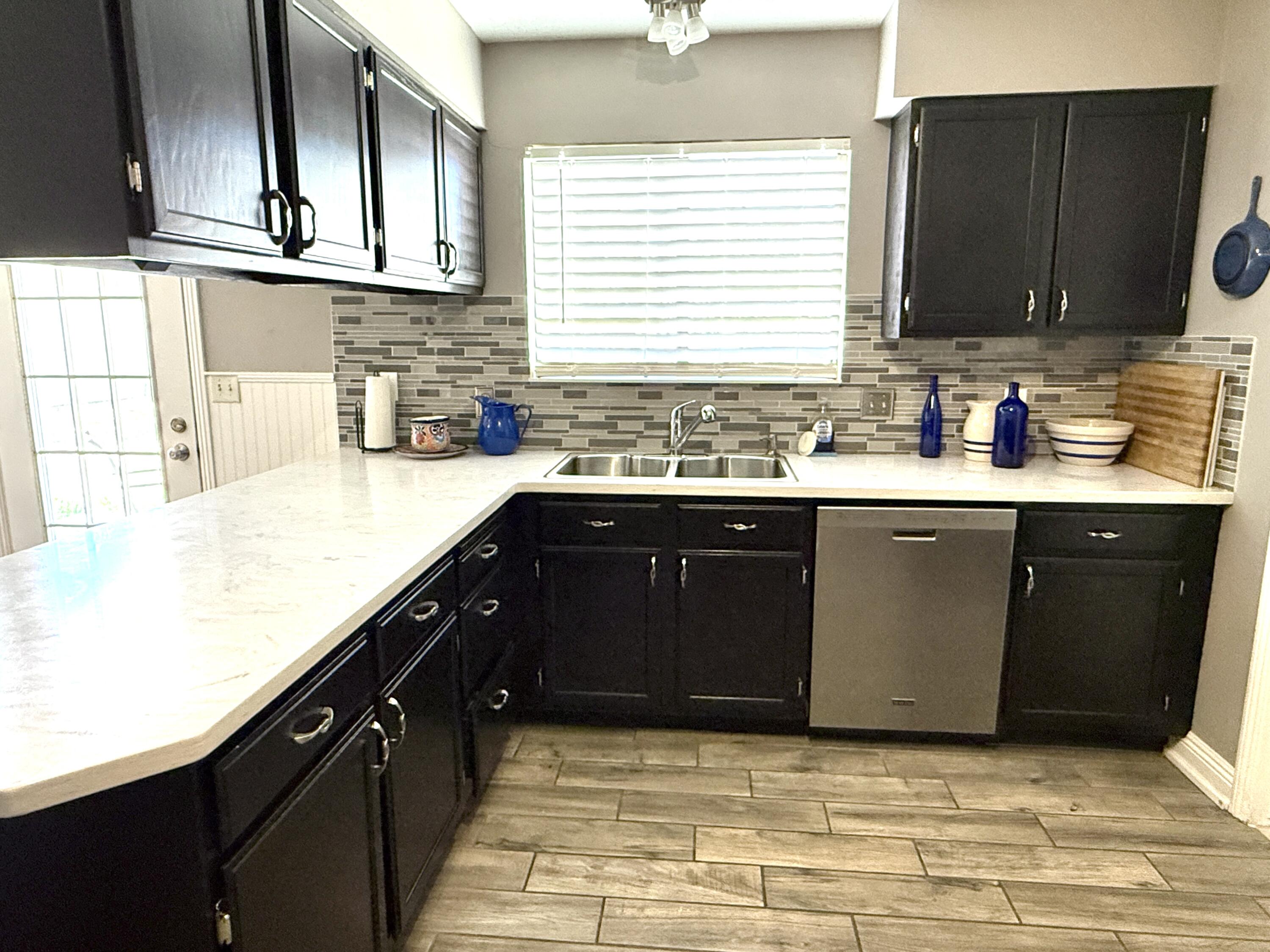 BLOOMINGTON HILLS - Residential