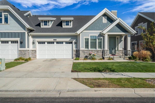 2398 N PENSTEMON WAY, LEHI, UT 84048 - Image d5a011d6a8e8de7bdb27639b08e8a82e/4135002172