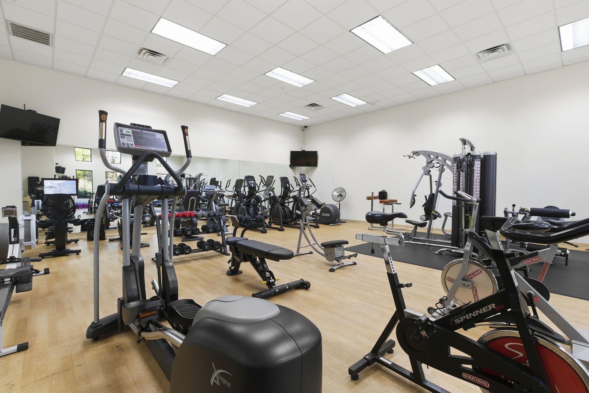 CORAL CANYON - Residential