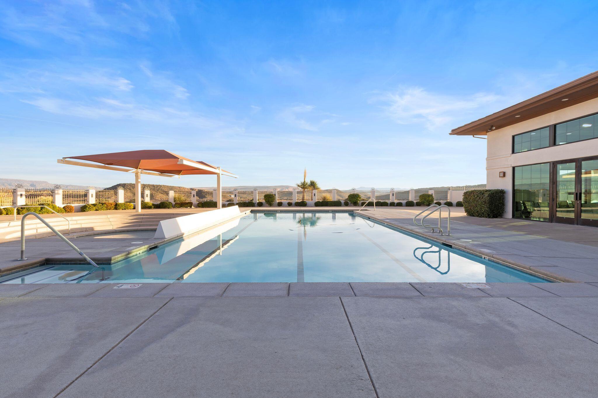 CORAL CANYON - Residential