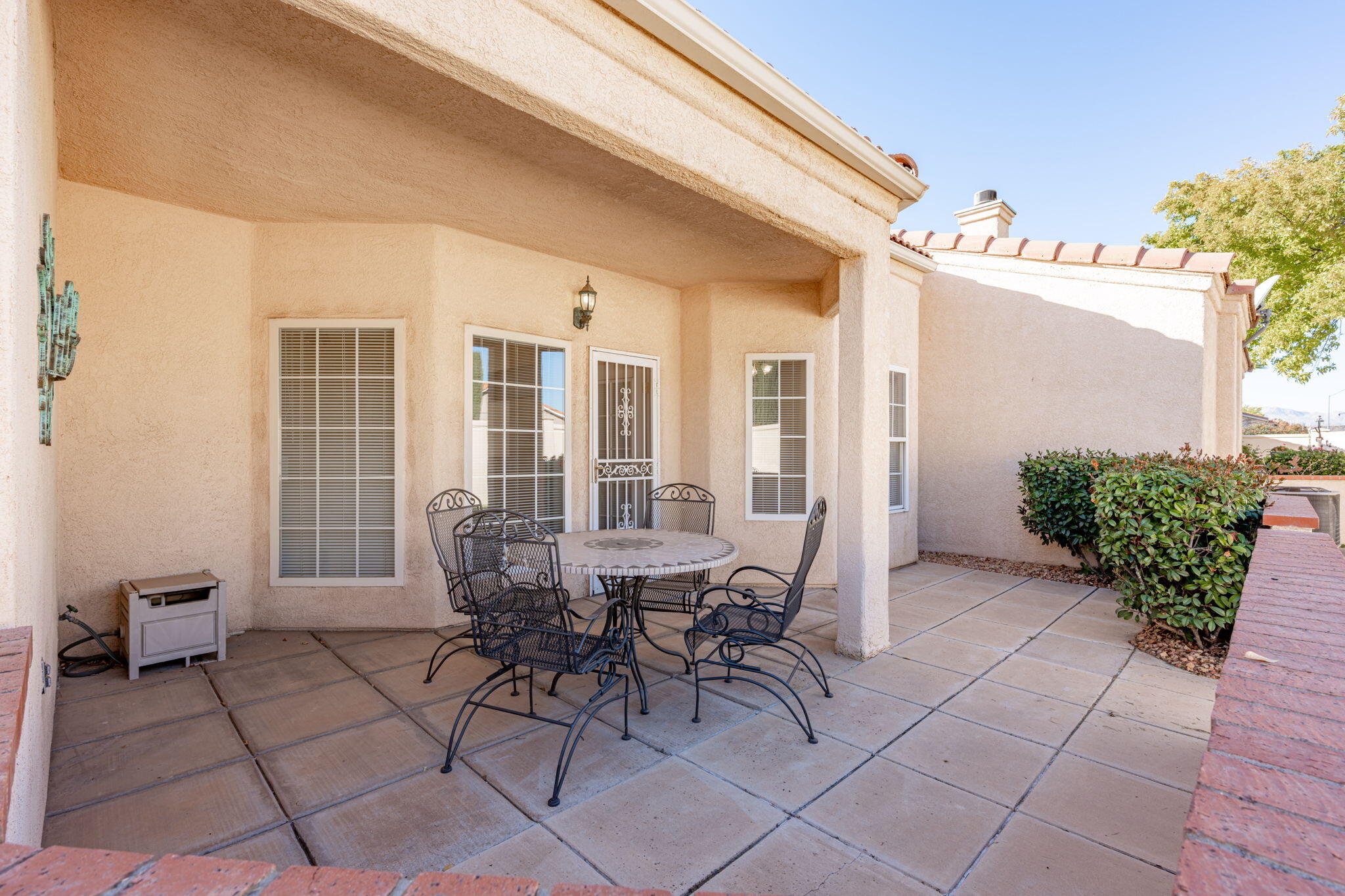 RIVER COVE TOWNHOMES - Residential