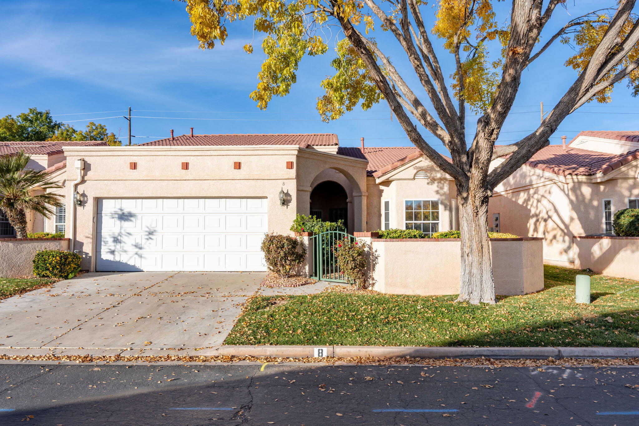 RIVER COVE TOWNHOMES - Residential