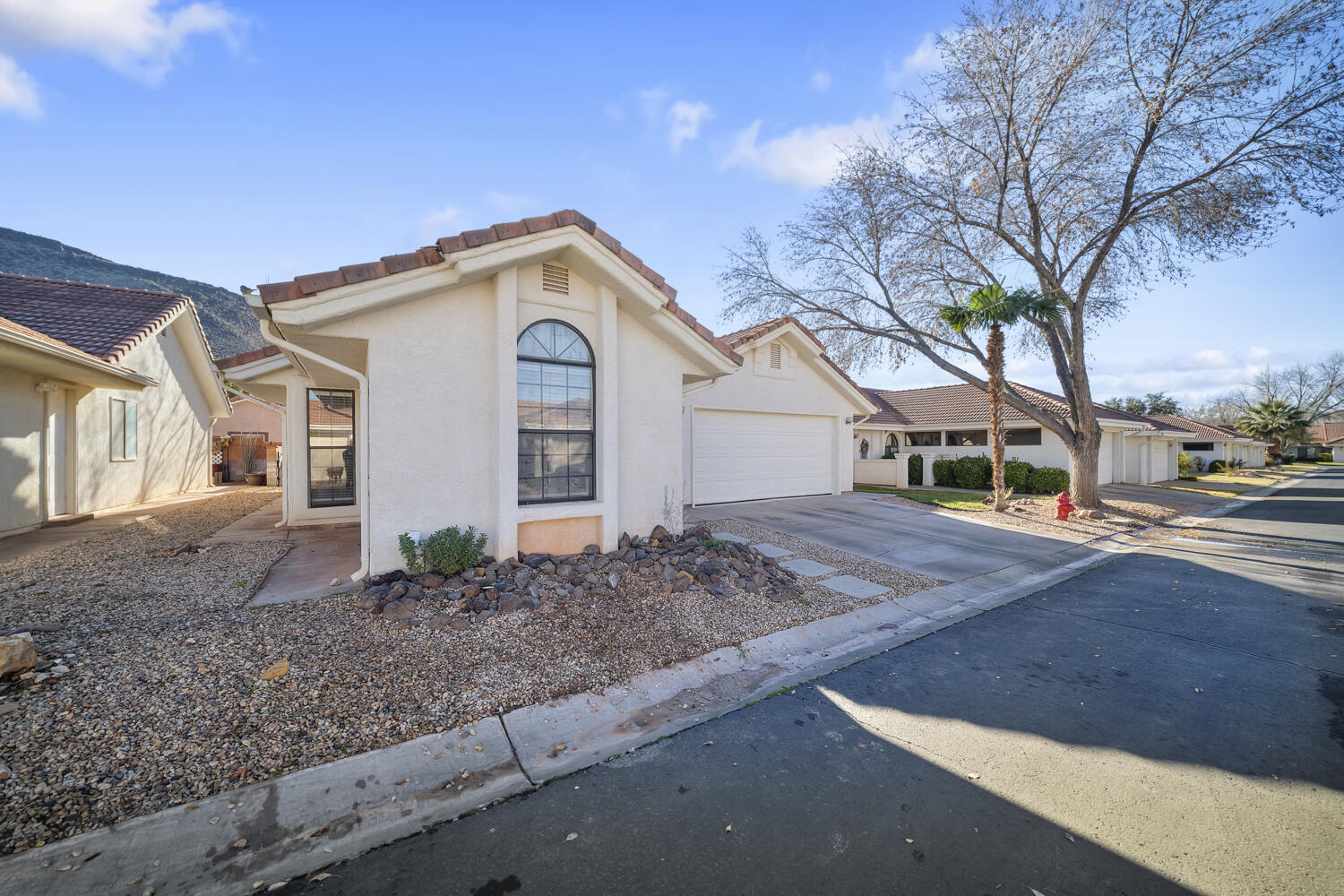 WILLOW RUN RESORT CONDOS - Residential