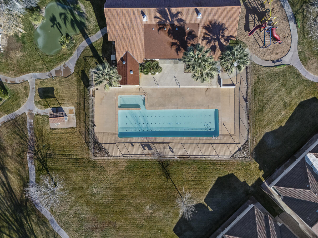 WILLOW RUN RESORT CONDOS - Residential