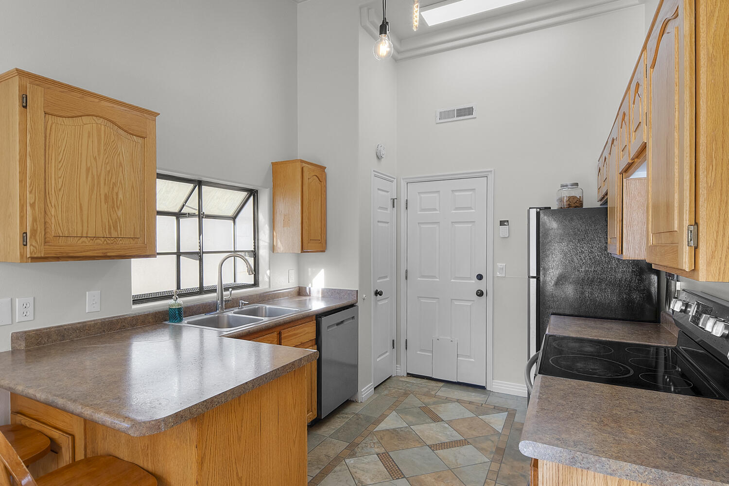 WILLOW RUN RESORT CONDOS - Residential