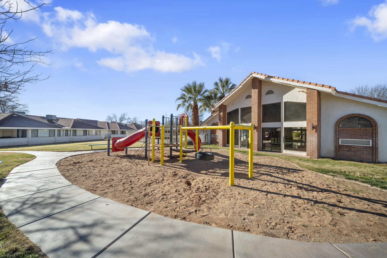 WILLOW RUN RESORT CONDOS - Residential