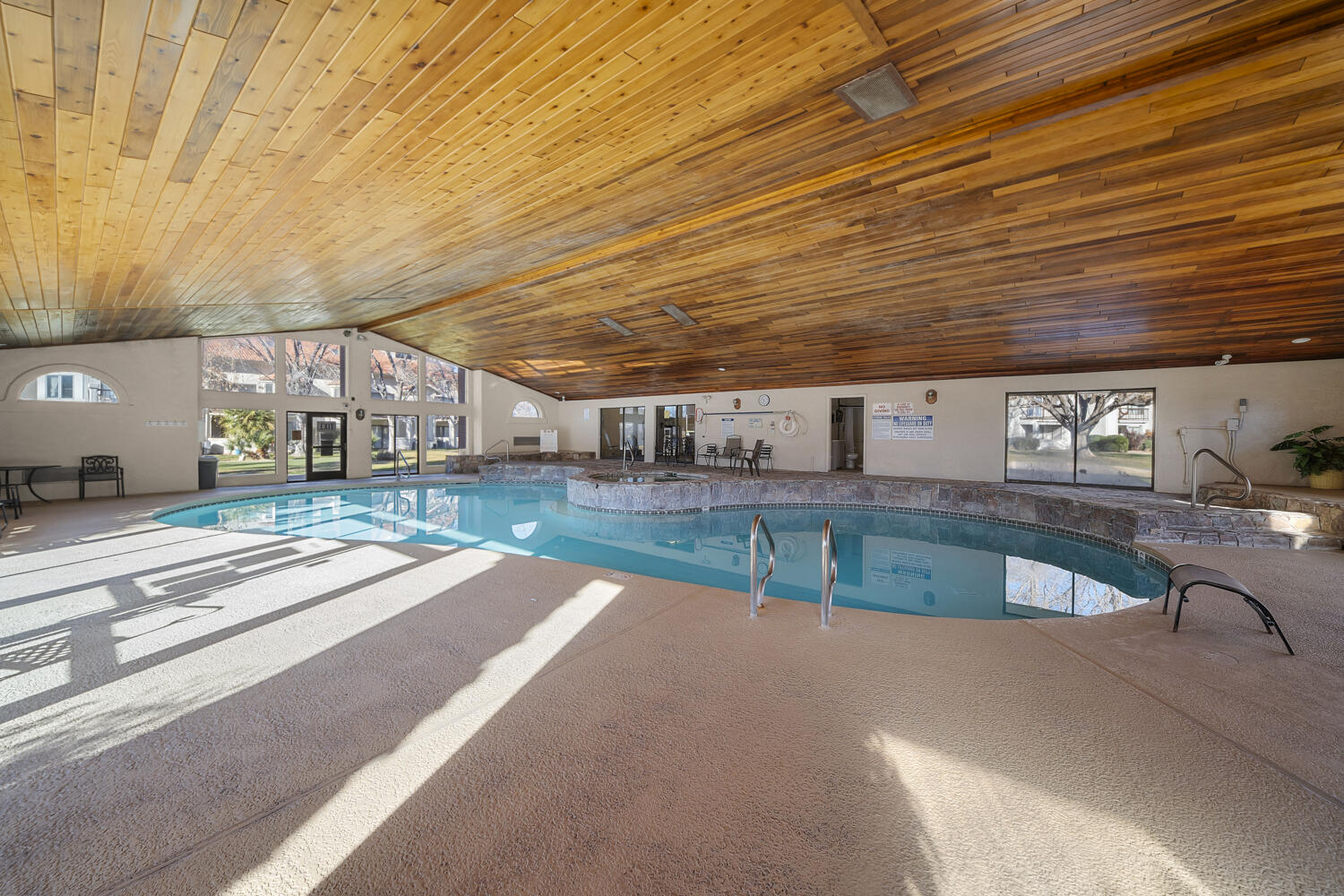 WILLOW RUN RESORT CONDOS - Residential