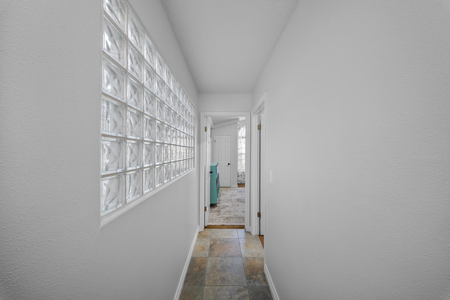 WILLOW RUN RESORT CONDOS - Residential