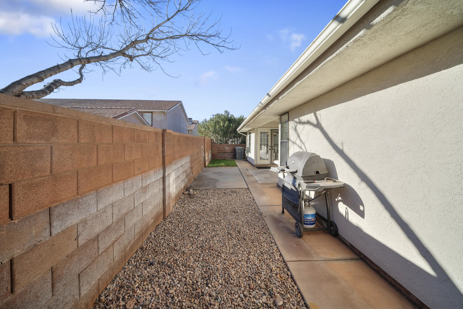 WILLOW RUN RESORT CONDOS - Residential