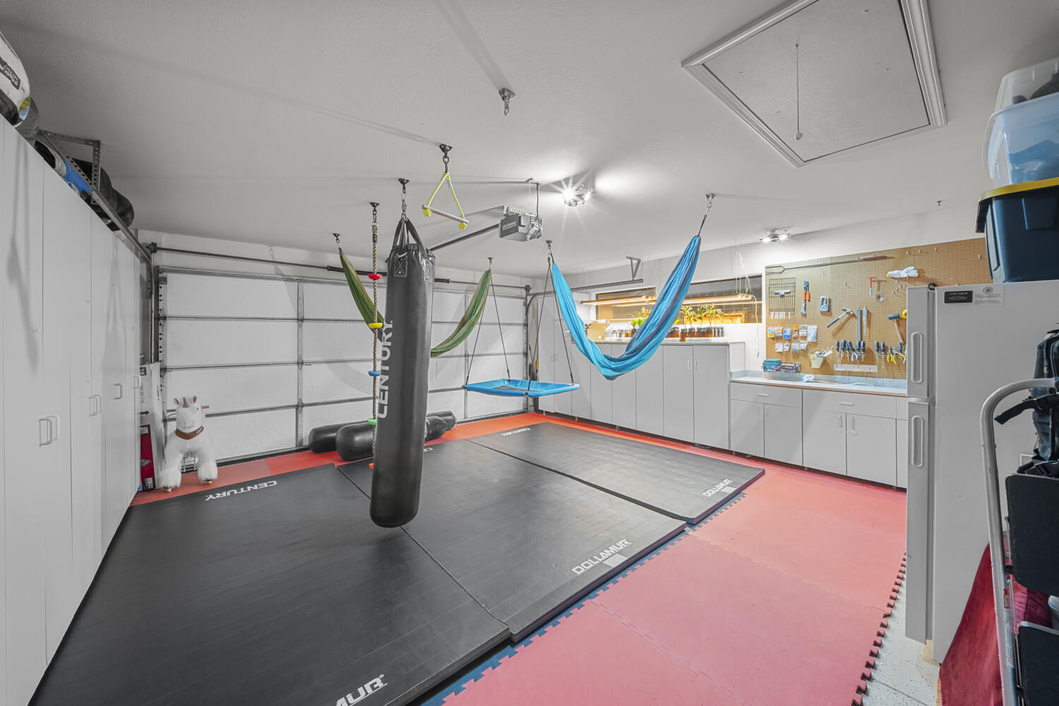 WILLOW RUN RESORT CONDOS - Residential