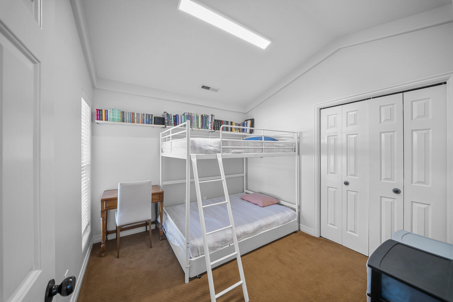 WILLOW RUN RESORT CONDOS - Residential