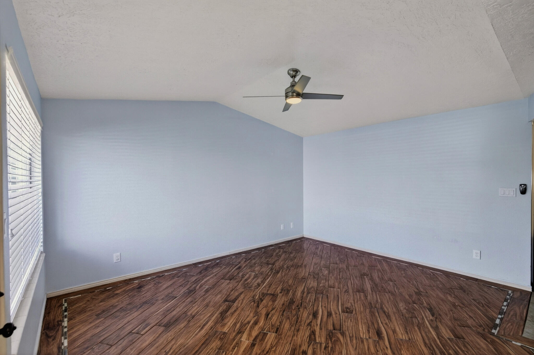 SUNNY VILLA TOWNHOMES - Residential