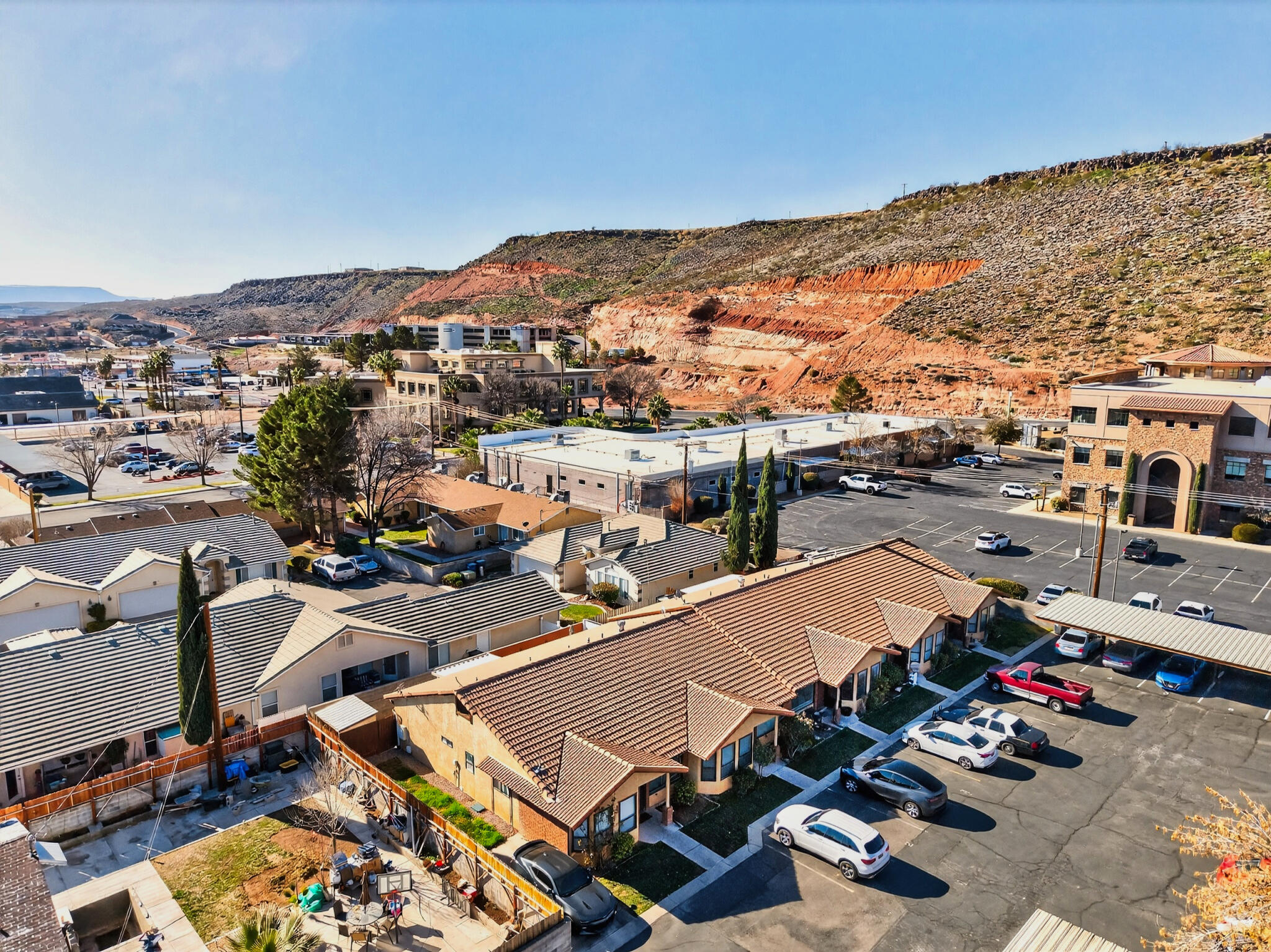 SUNNY VILLA TOWNHOMES - Residential