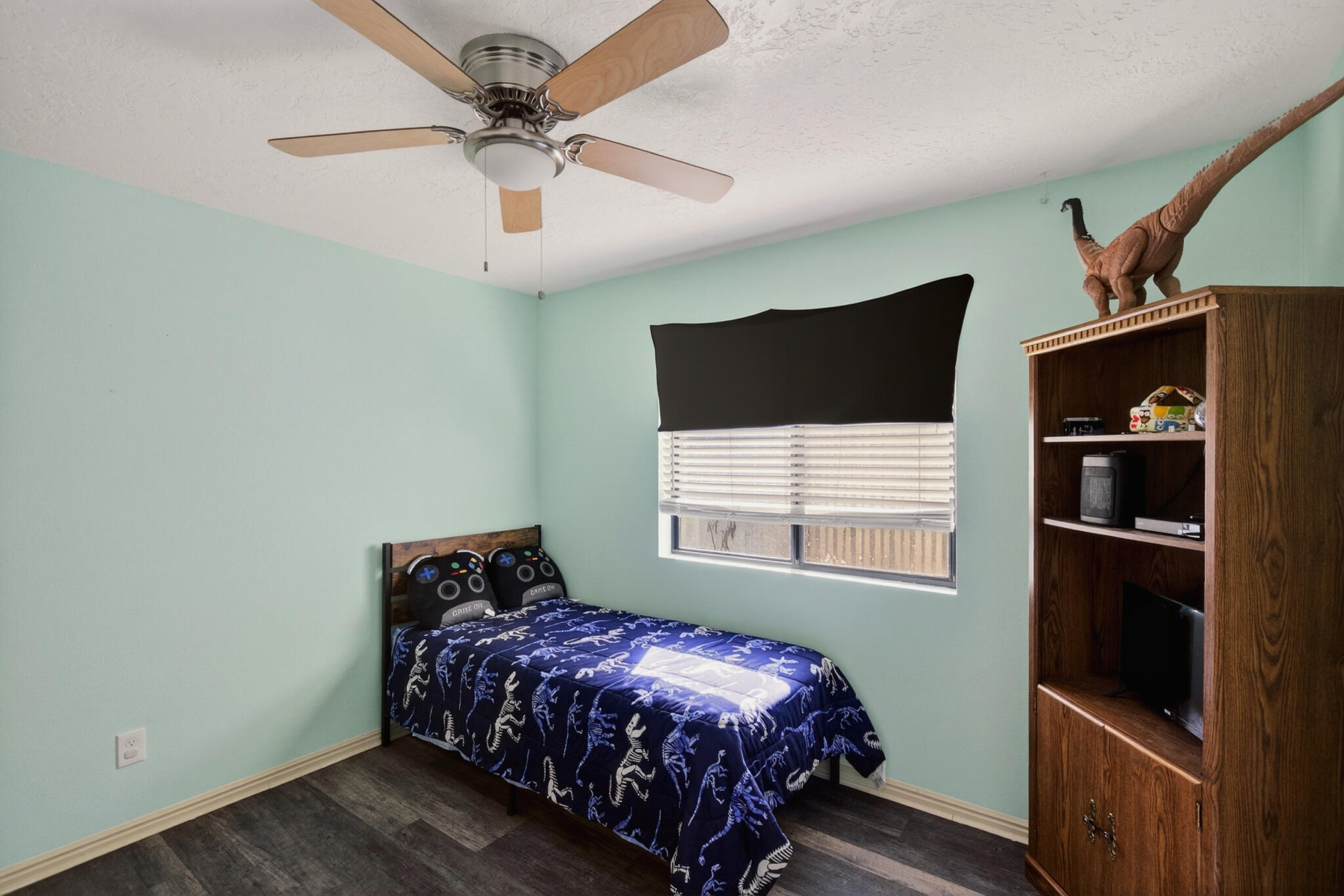 SUNNY VILLA TOWNHOMES - Residential