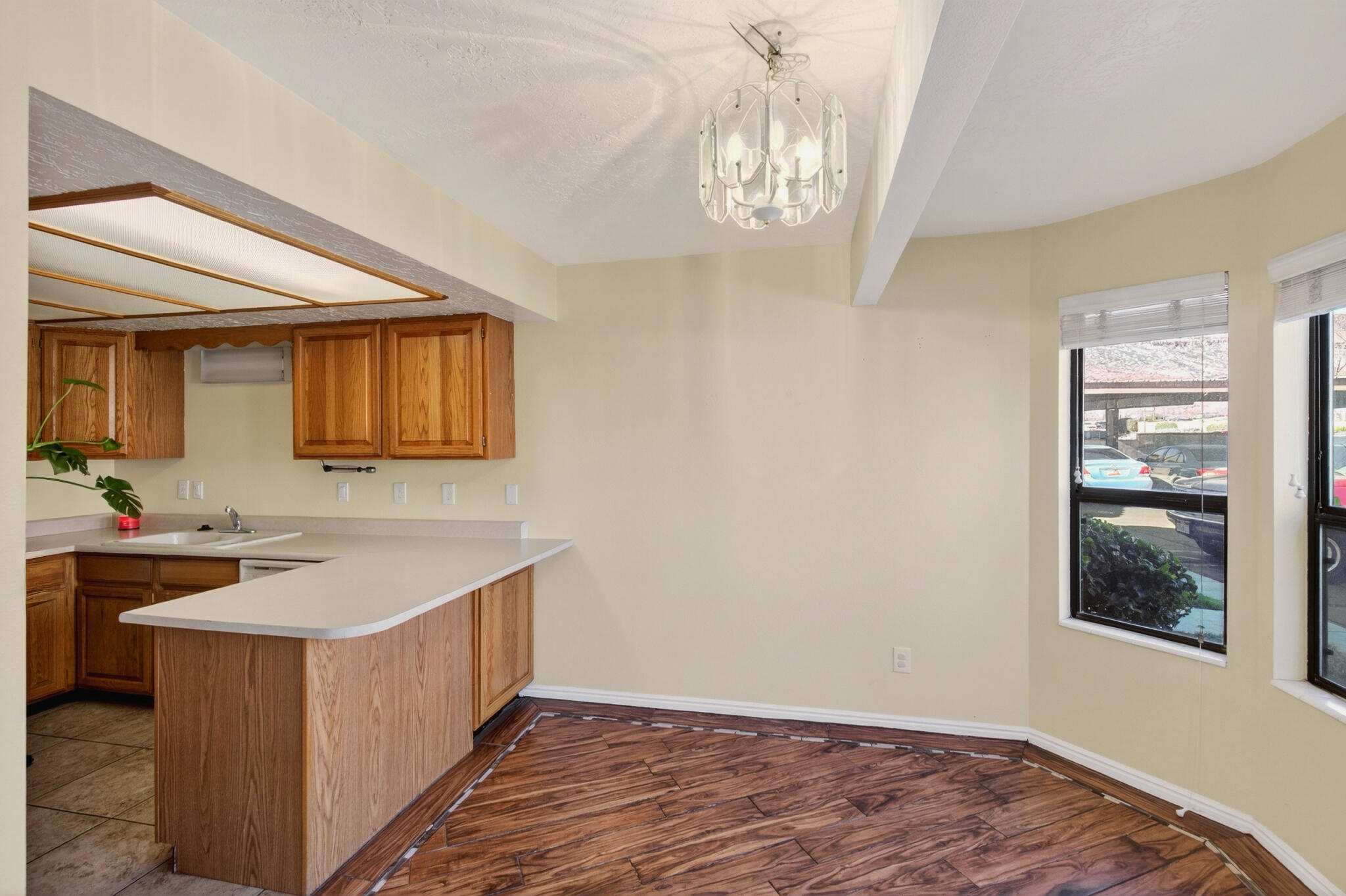 SUNNY VILLA TOWNHOMES - Residential