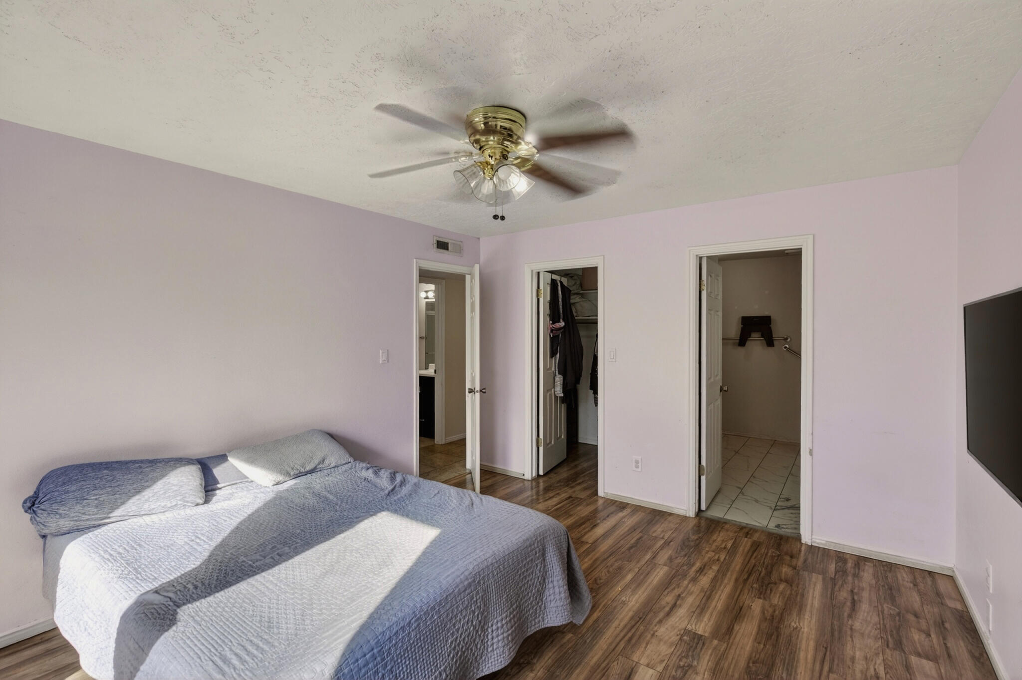 SUNNY VILLA TOWNHOMES - Residential