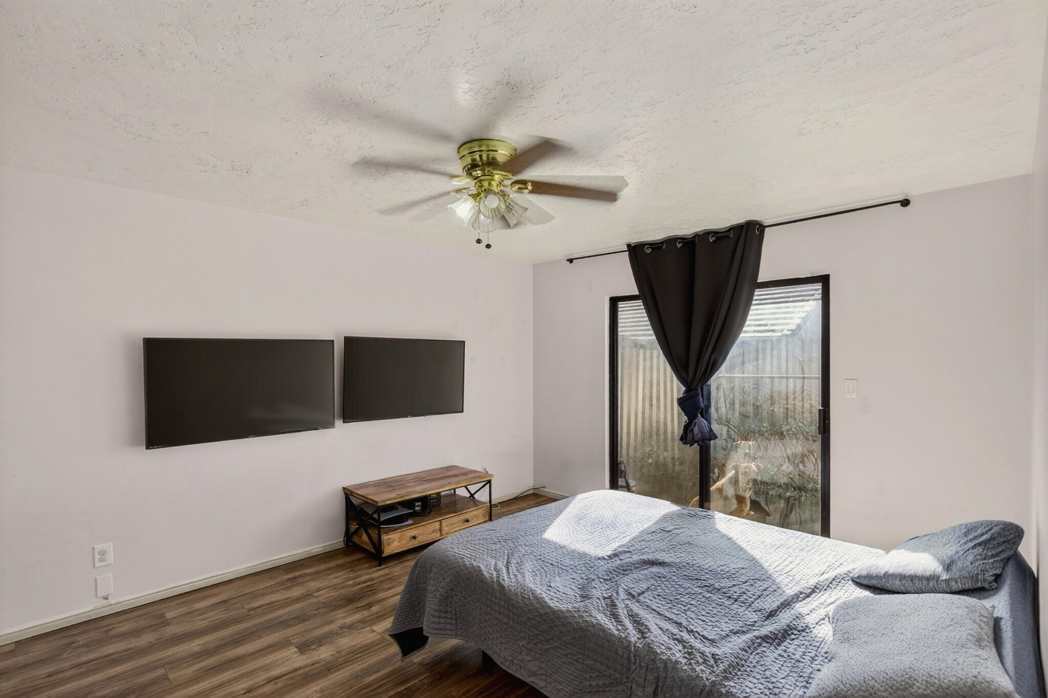 SUNNY VILLA TOWNHOMES - Residential