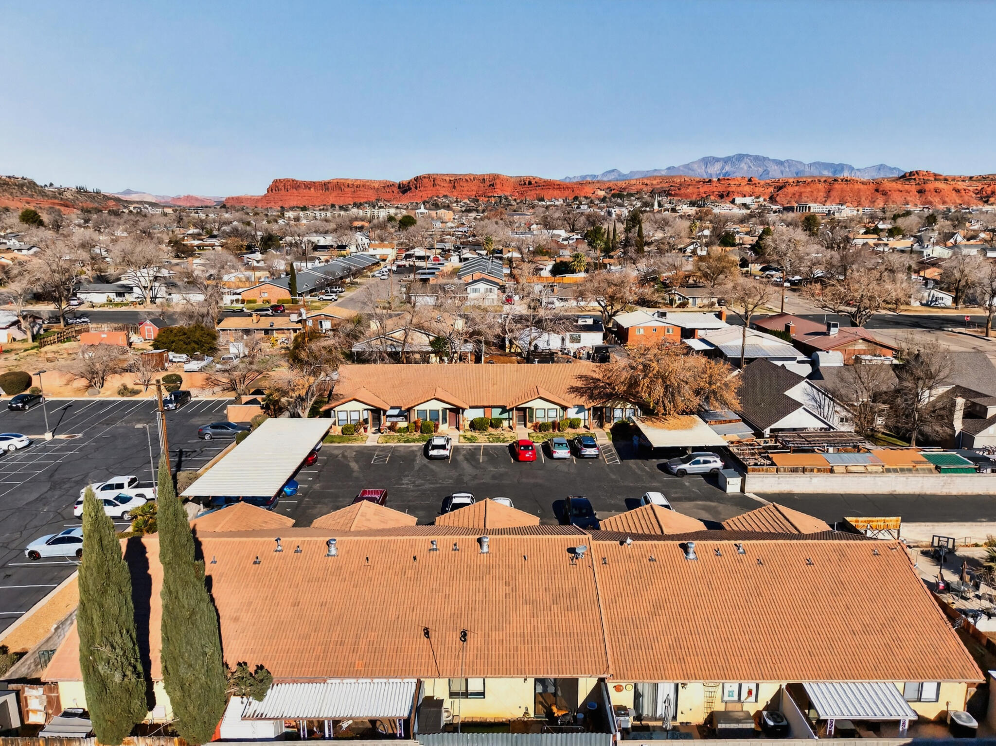 SUNNY VILLA TOWNHOMES - Residential