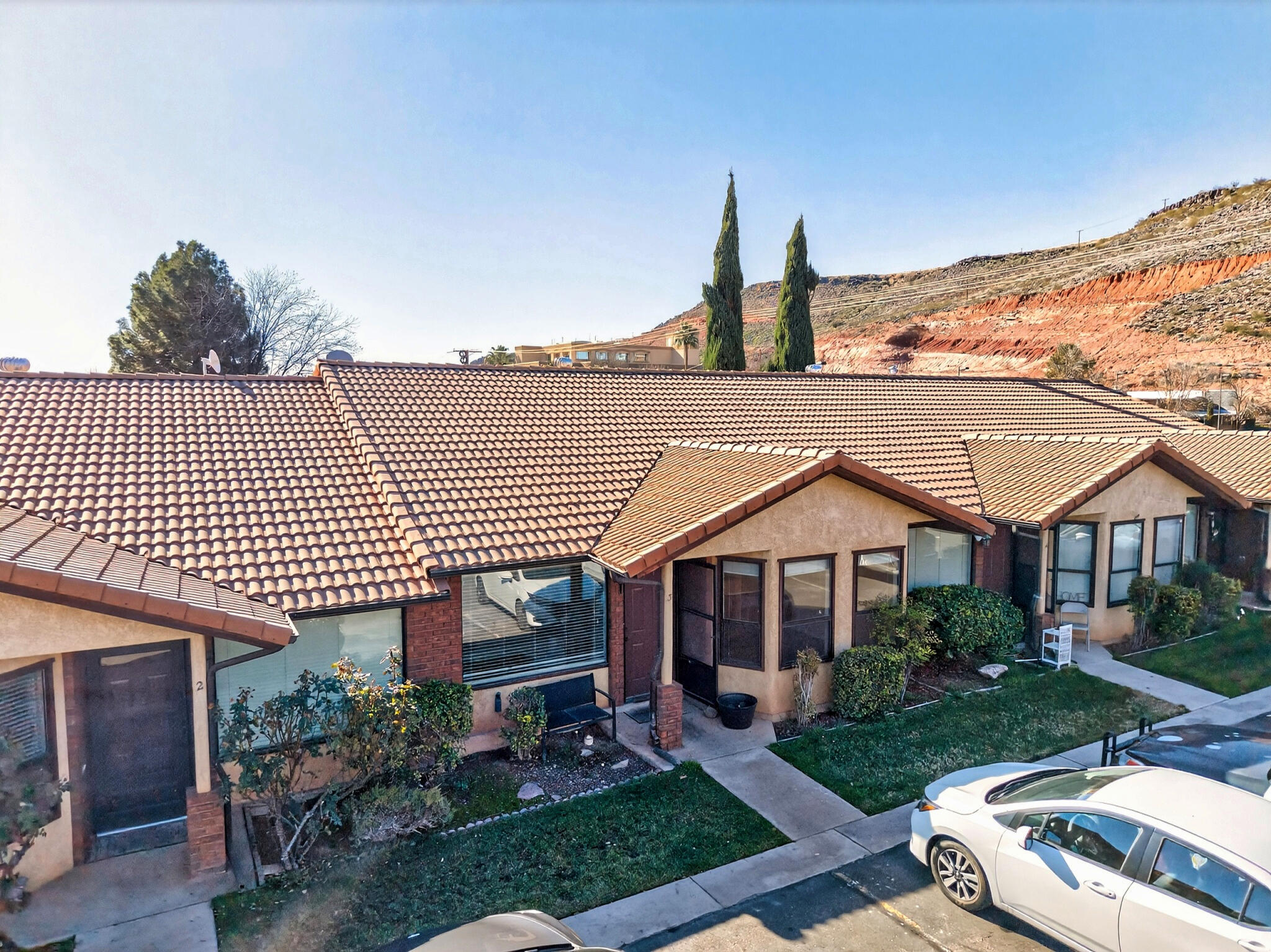 SUNNY VILLA TOWNHOMES - Residential