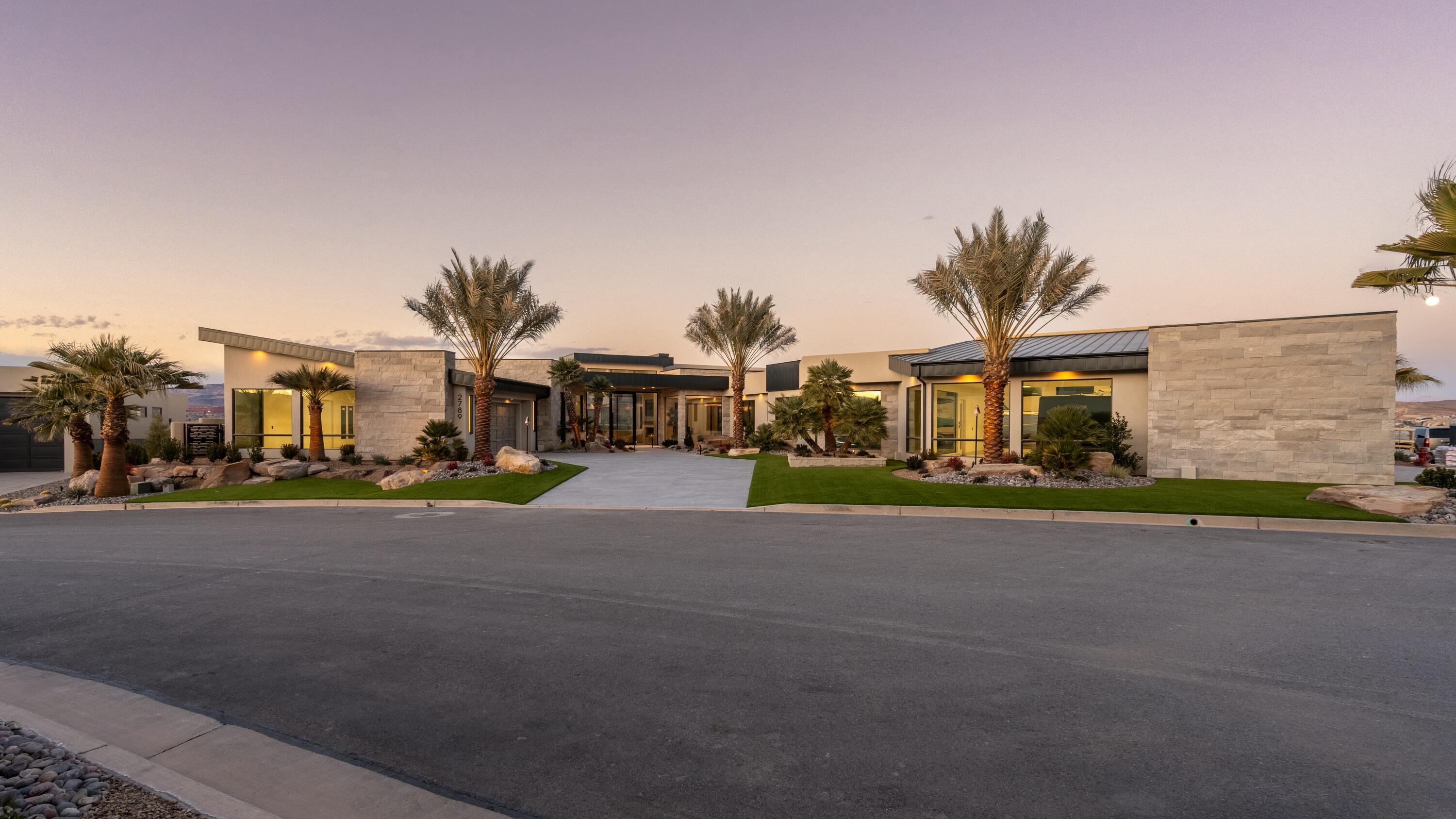 STONE CLIFF - Residential