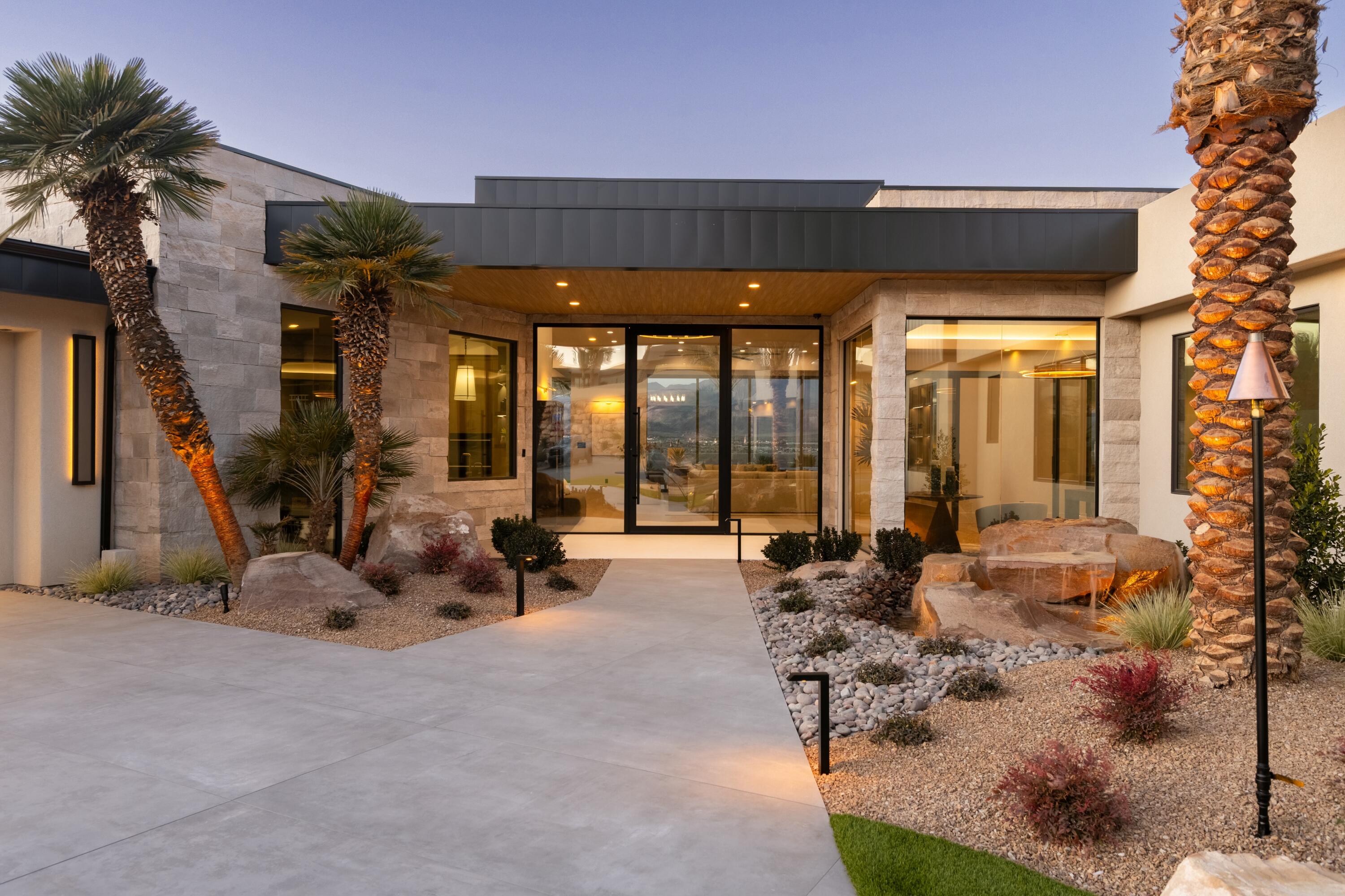 STONE CLIFF - Residential