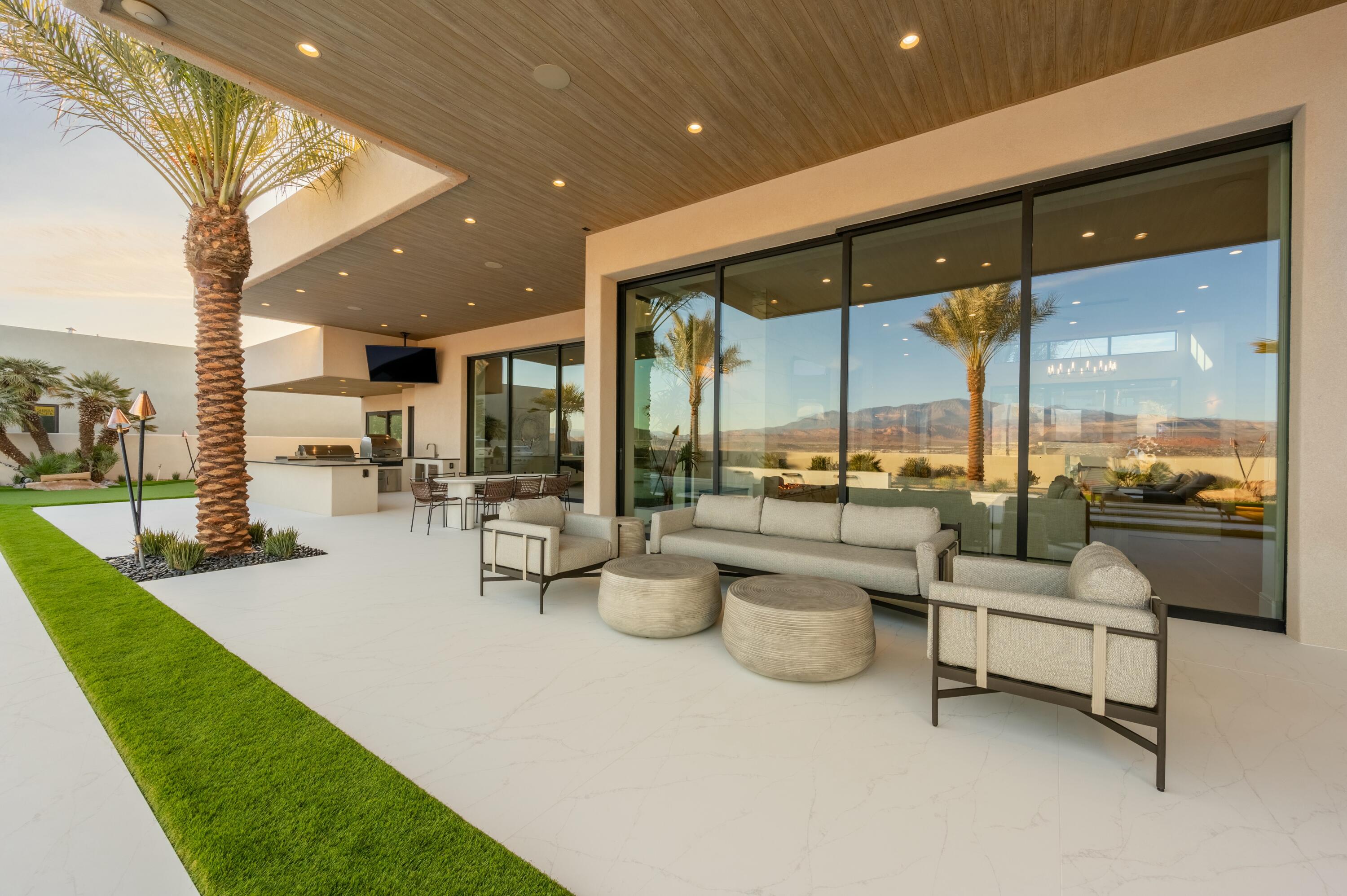 STONE CLIFF - Residential