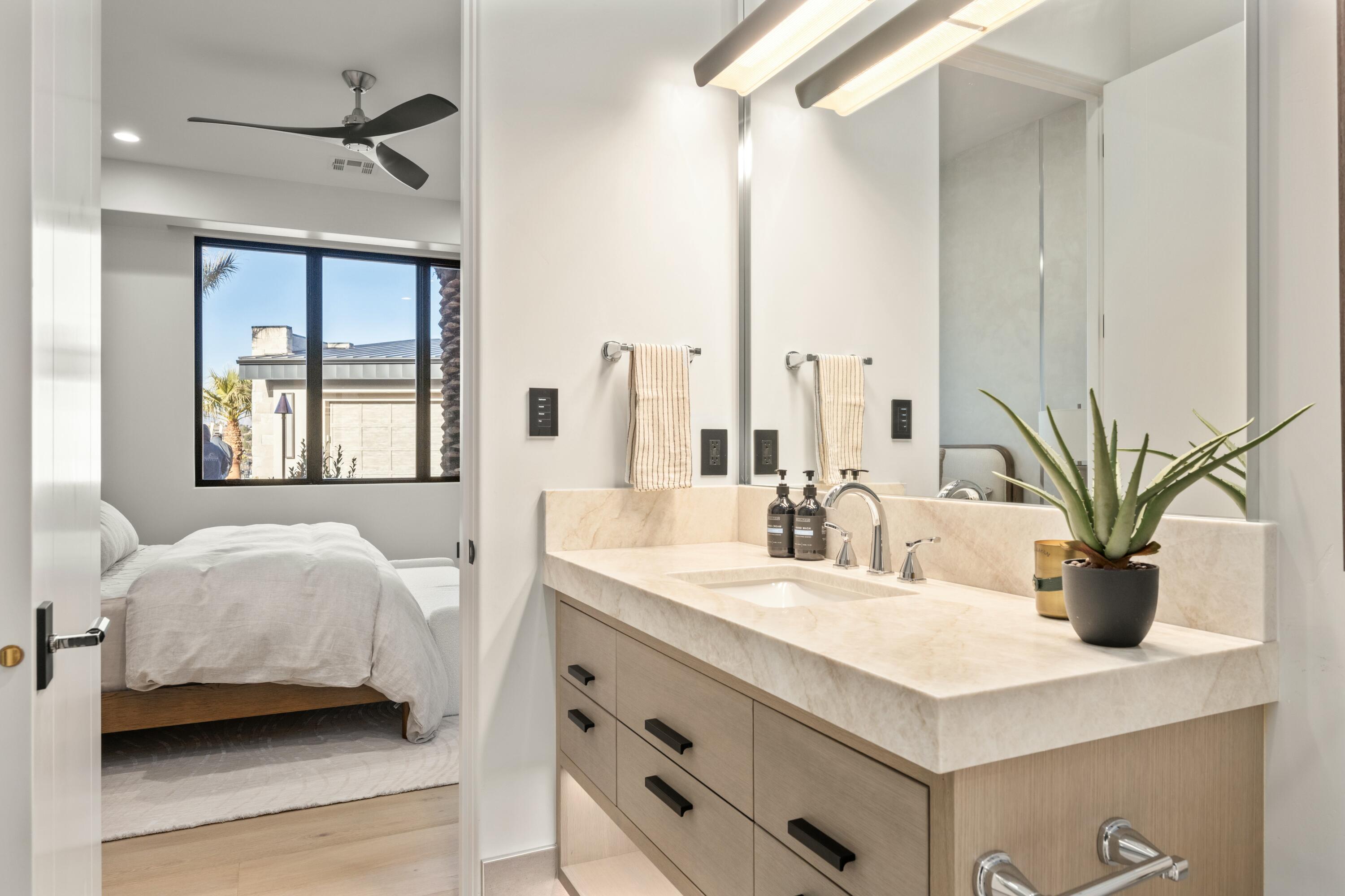 STONE CLIFF - Residential