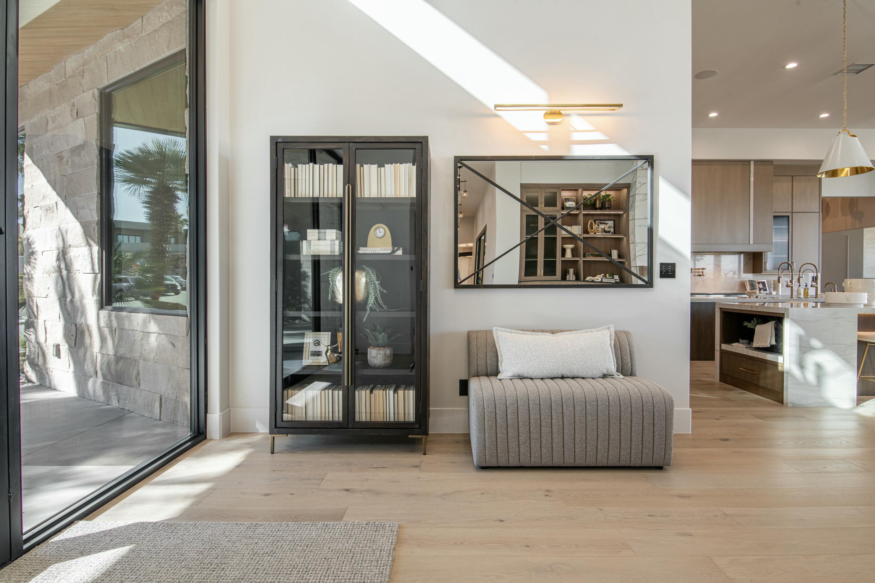 STONE CLIFF - Residential