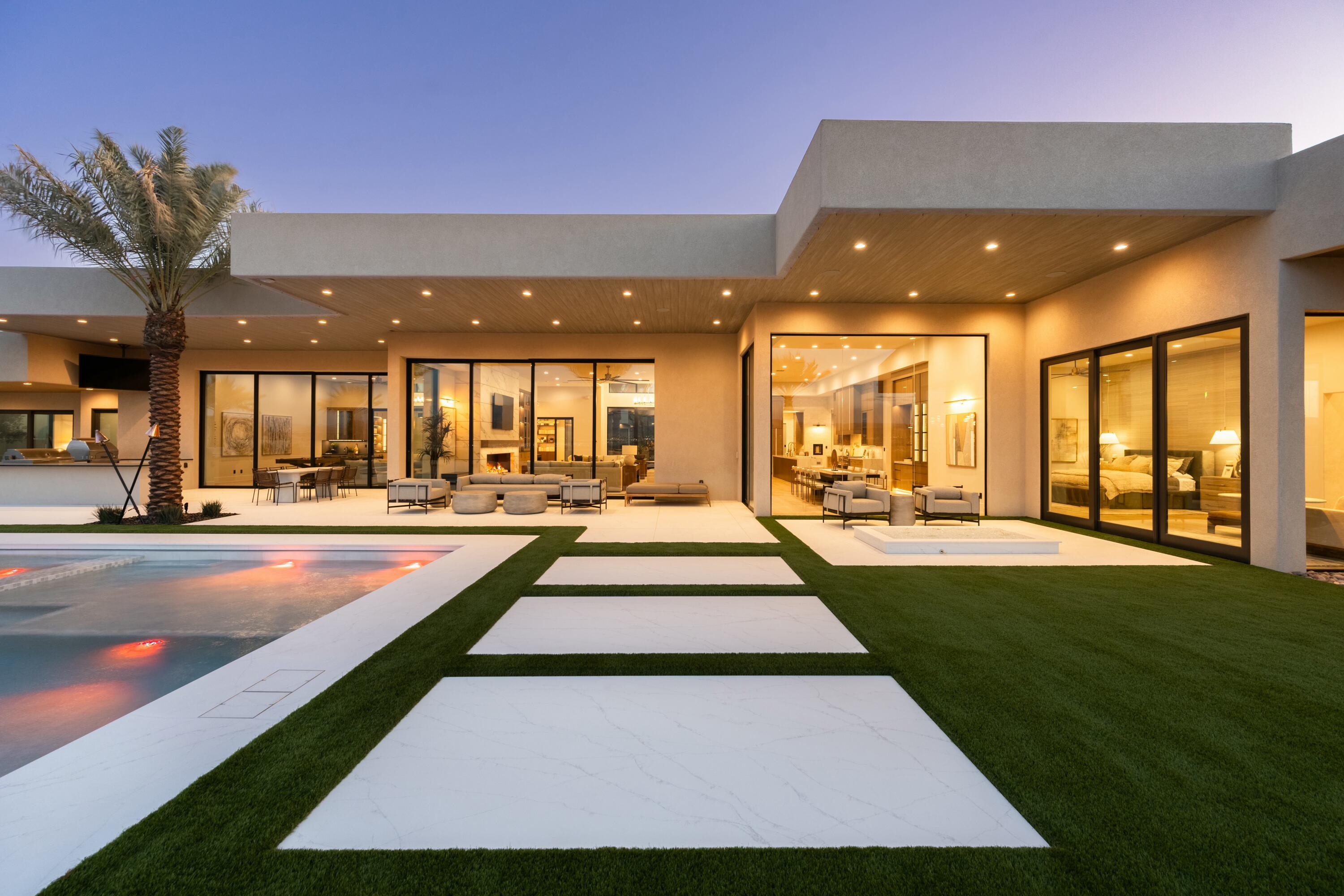 STONE CLIFF - Residential