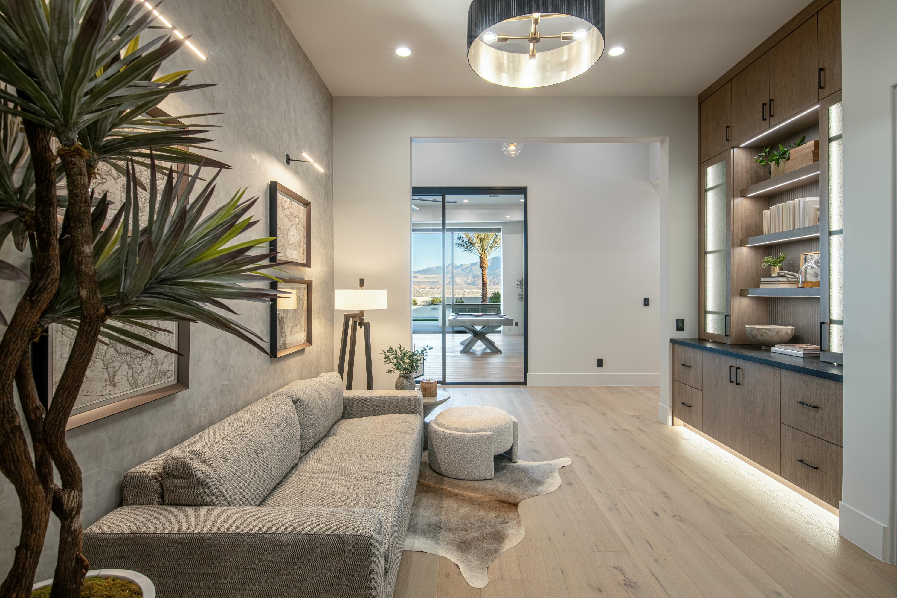 STONE CLIFF - Residential