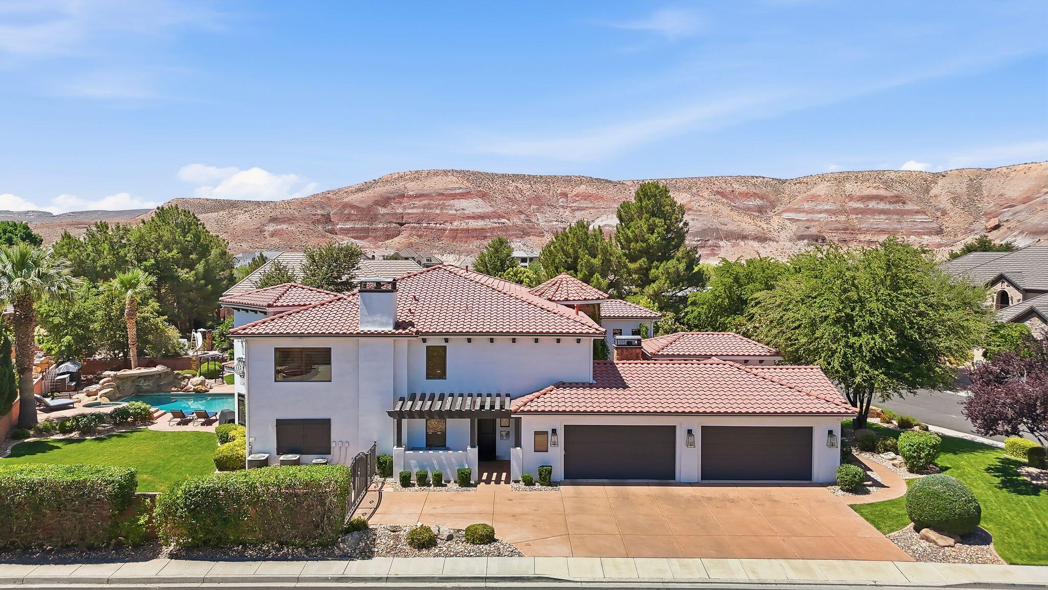 VINEYARDS - Residential
