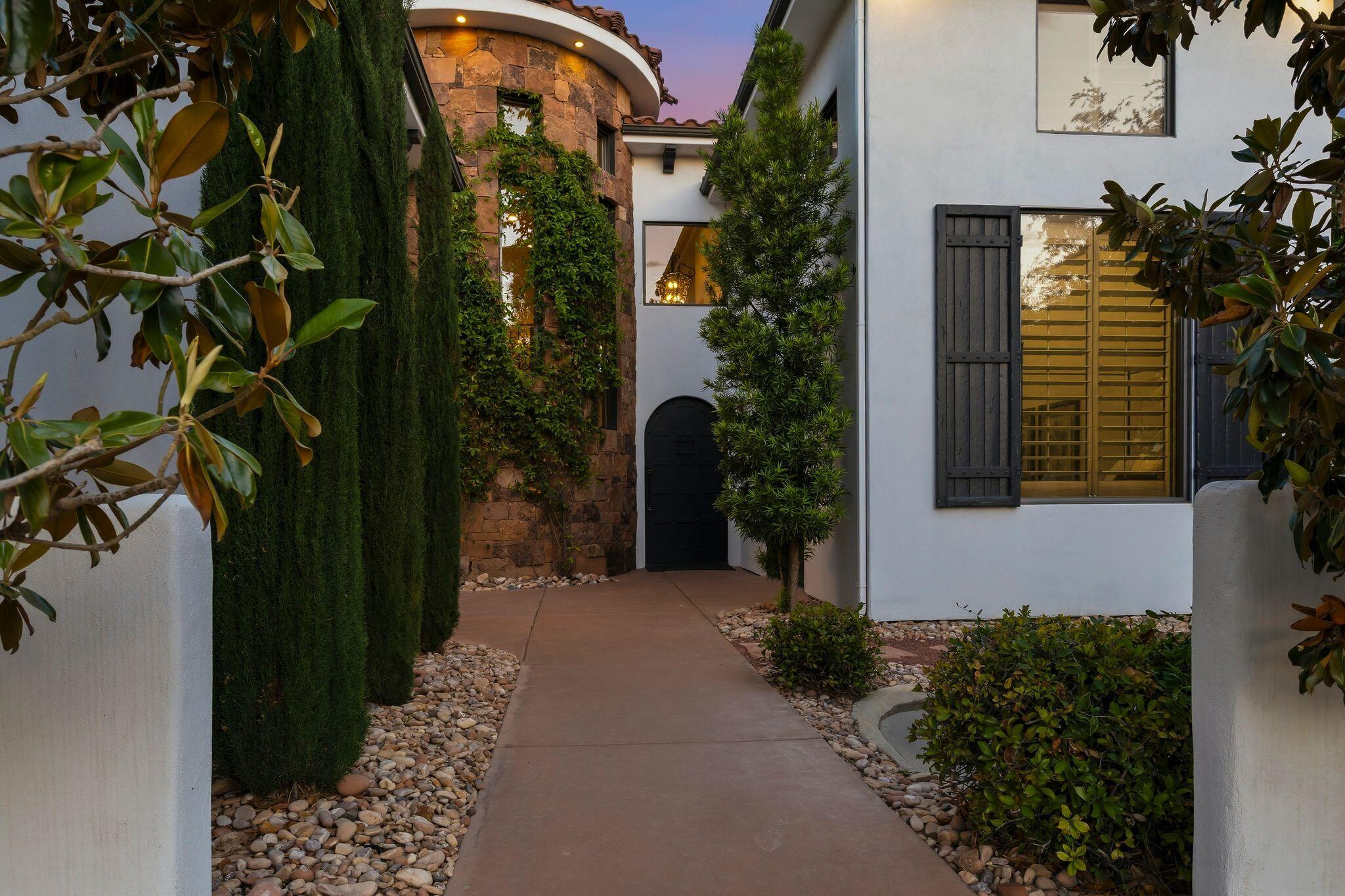 VINEYARDS - Residential