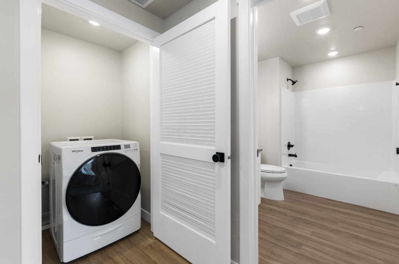 CORAL SPRINGS CONDOMINIUMS - Residential