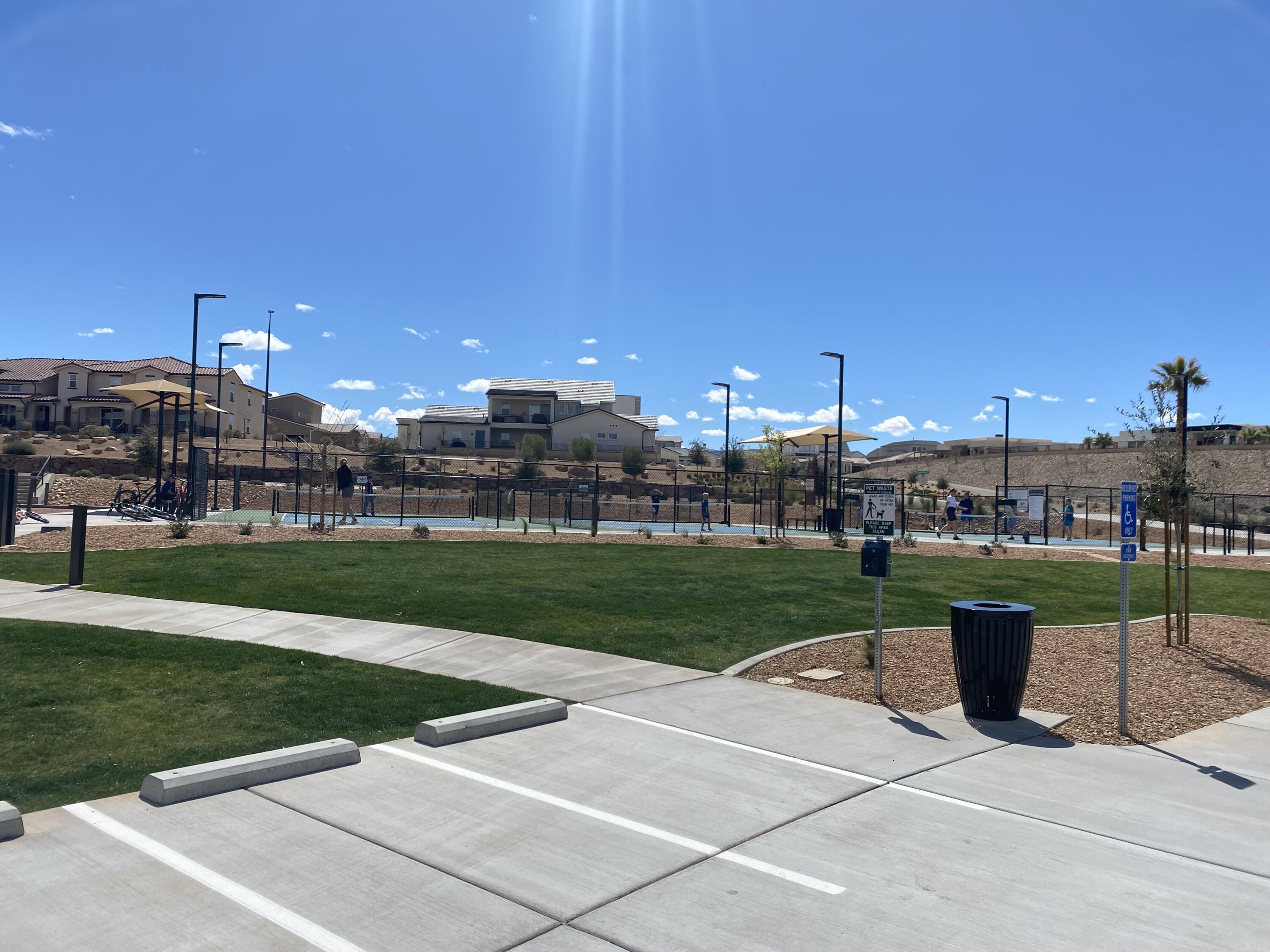 DESERT COLOR AUBURN HILLS - Residential