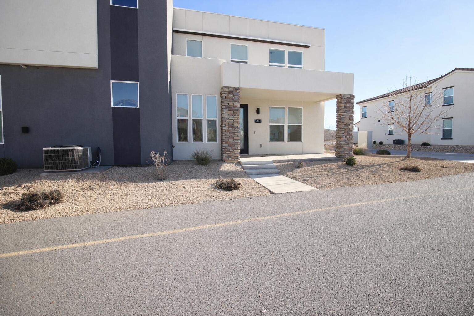 AUBURN HILLS - Residential