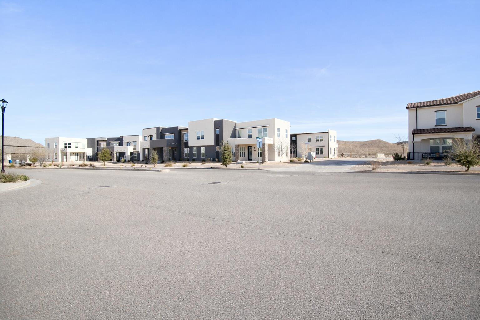 AUBURN HILLS - Residential