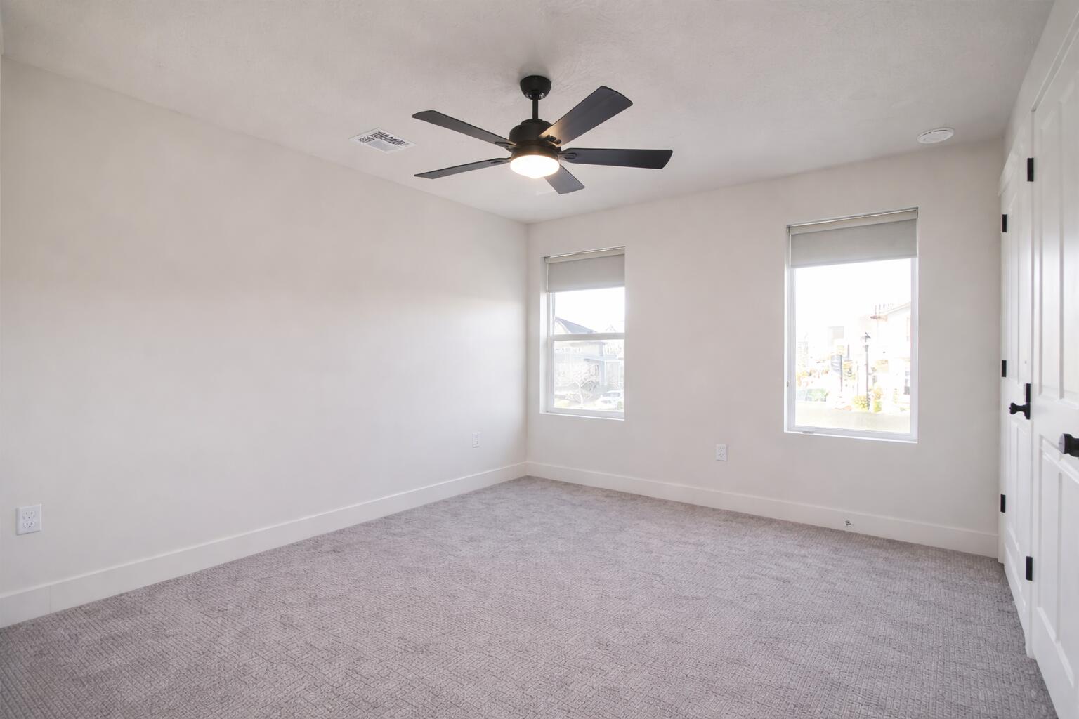 AUBURN HILLS - Residential