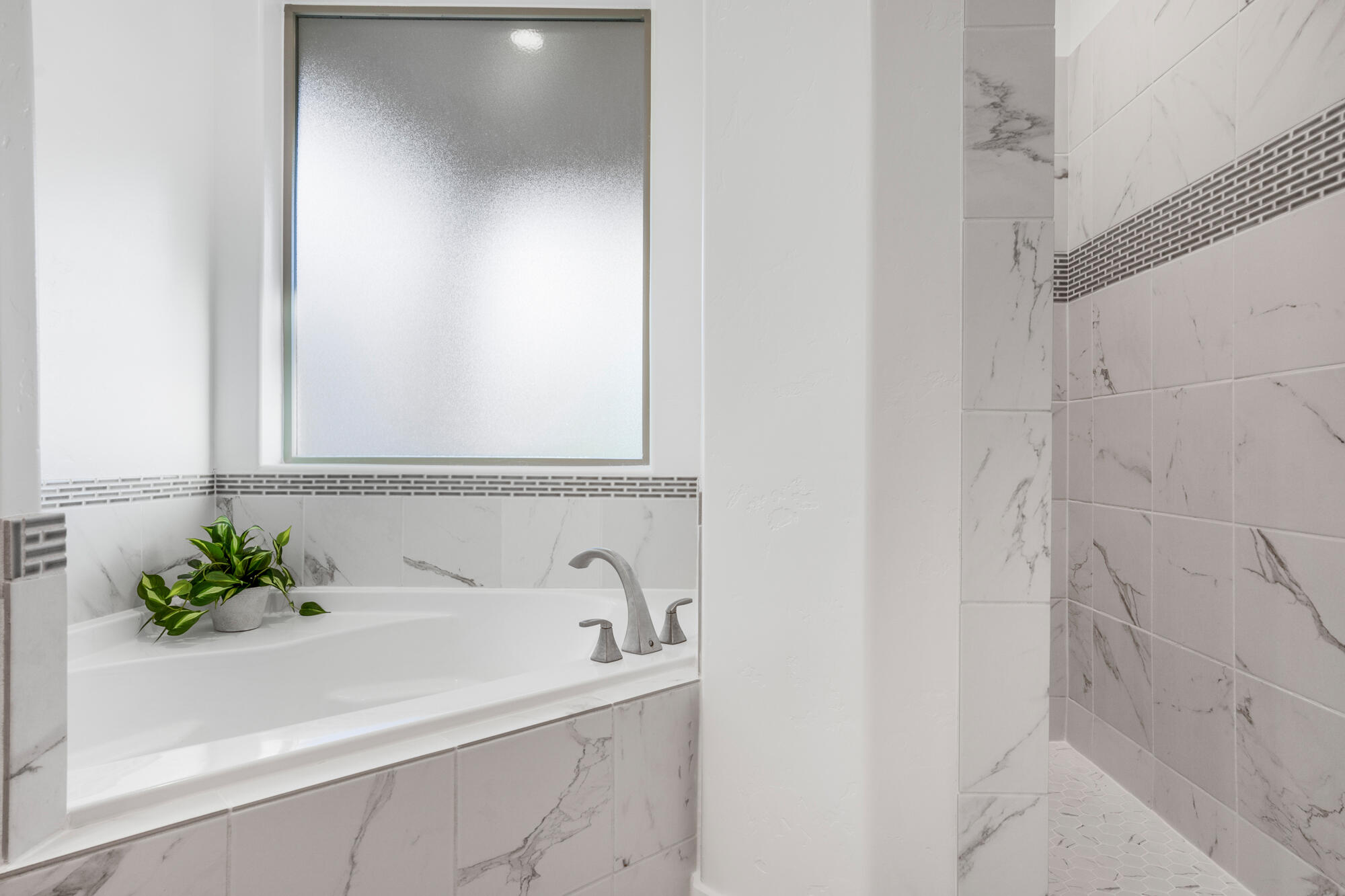 VIRGIN TOWNSITE - Residential