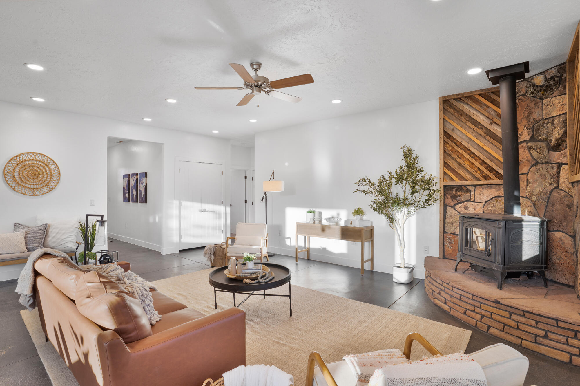 VIRGIN TOWNSITE - Residential