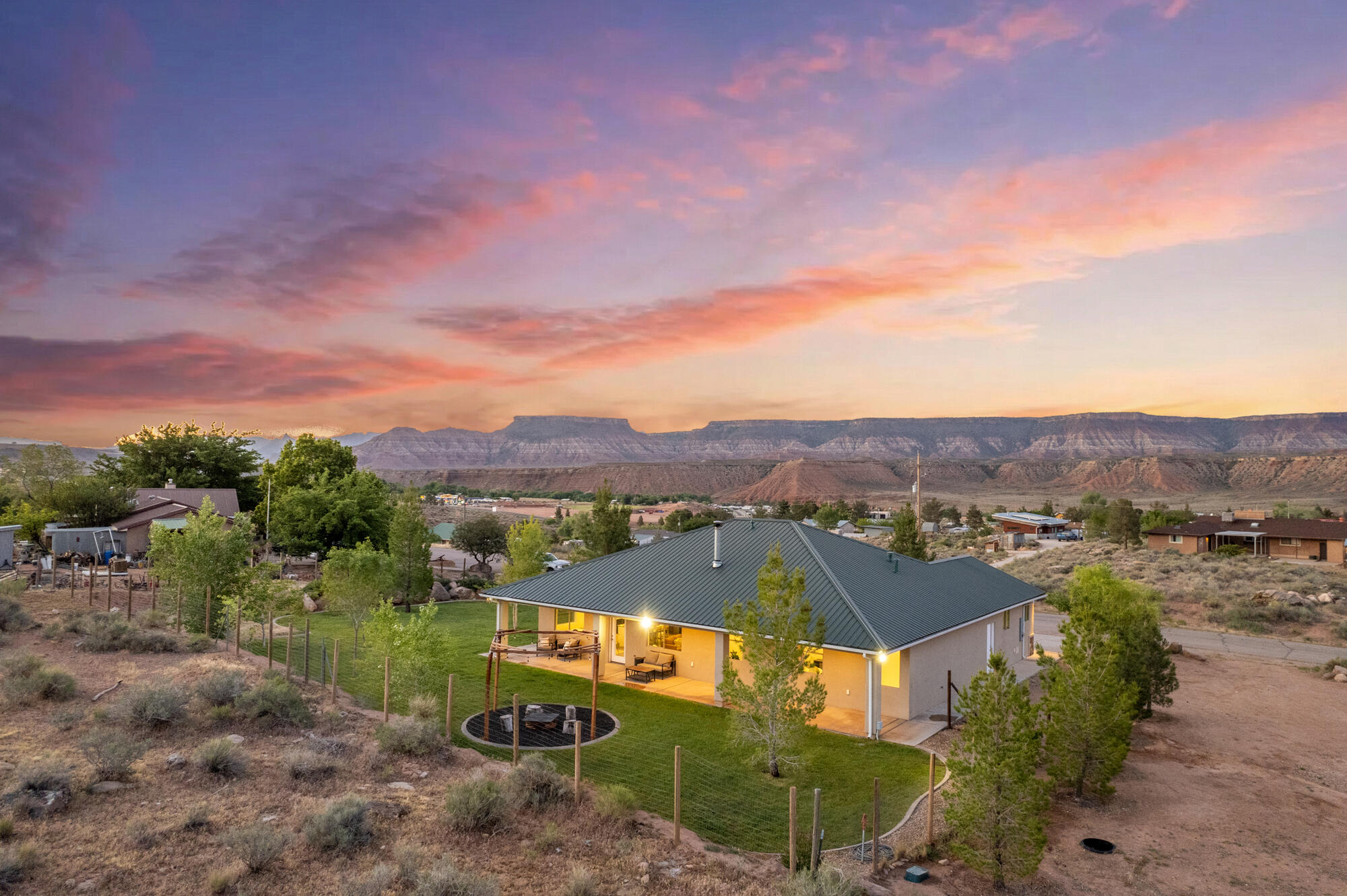 VIRGIN TOWNSITE - Residential
