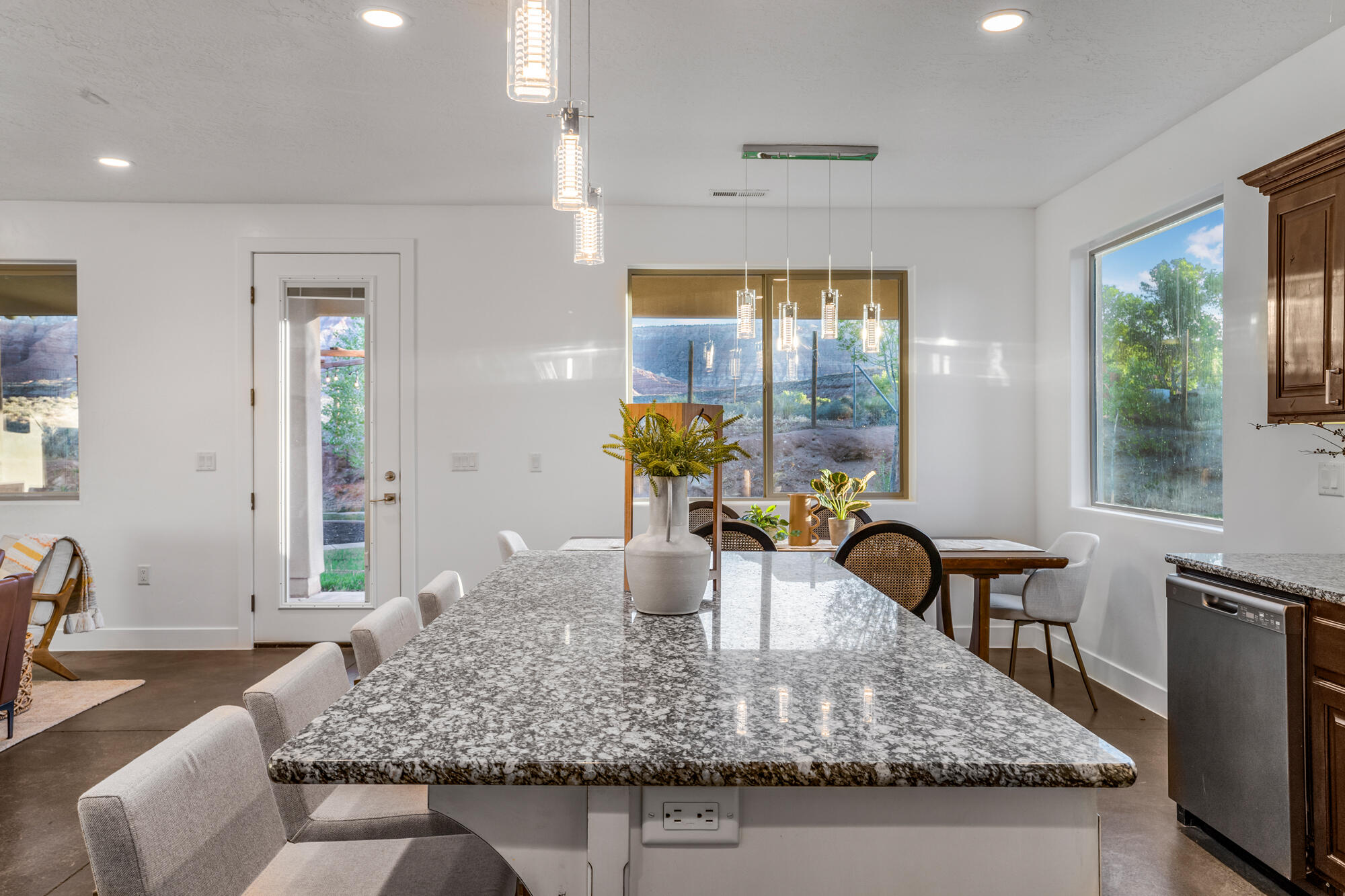 VIRGIN TOWNSITE - Residential