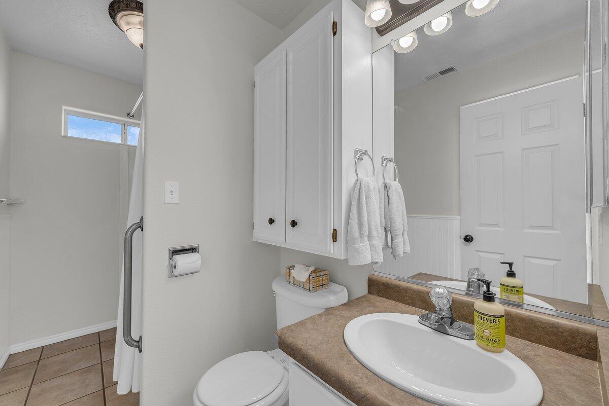 HERITAGE LANE TOWNHOMES - Residential