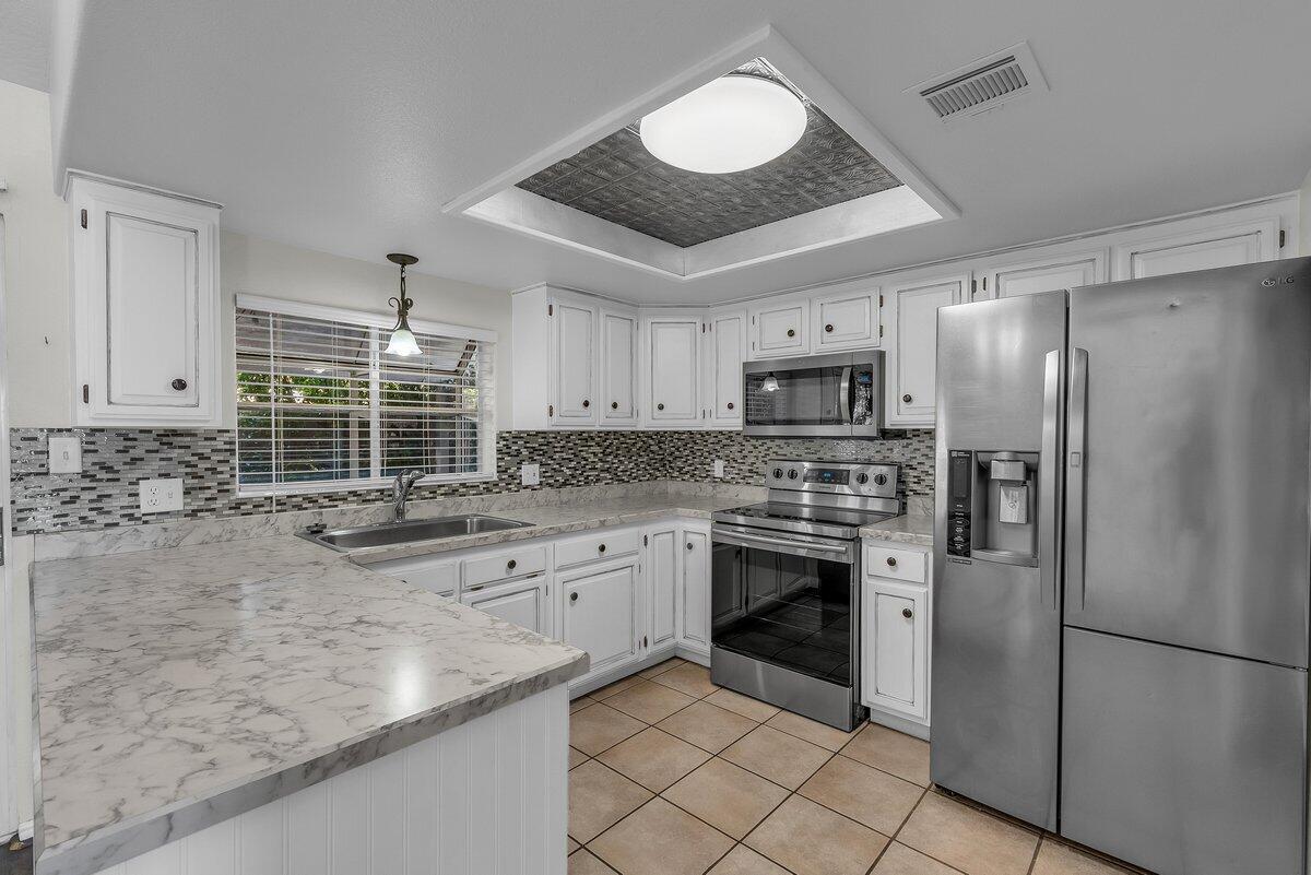 HERITAGE LANE TOWNHOMES - Residential