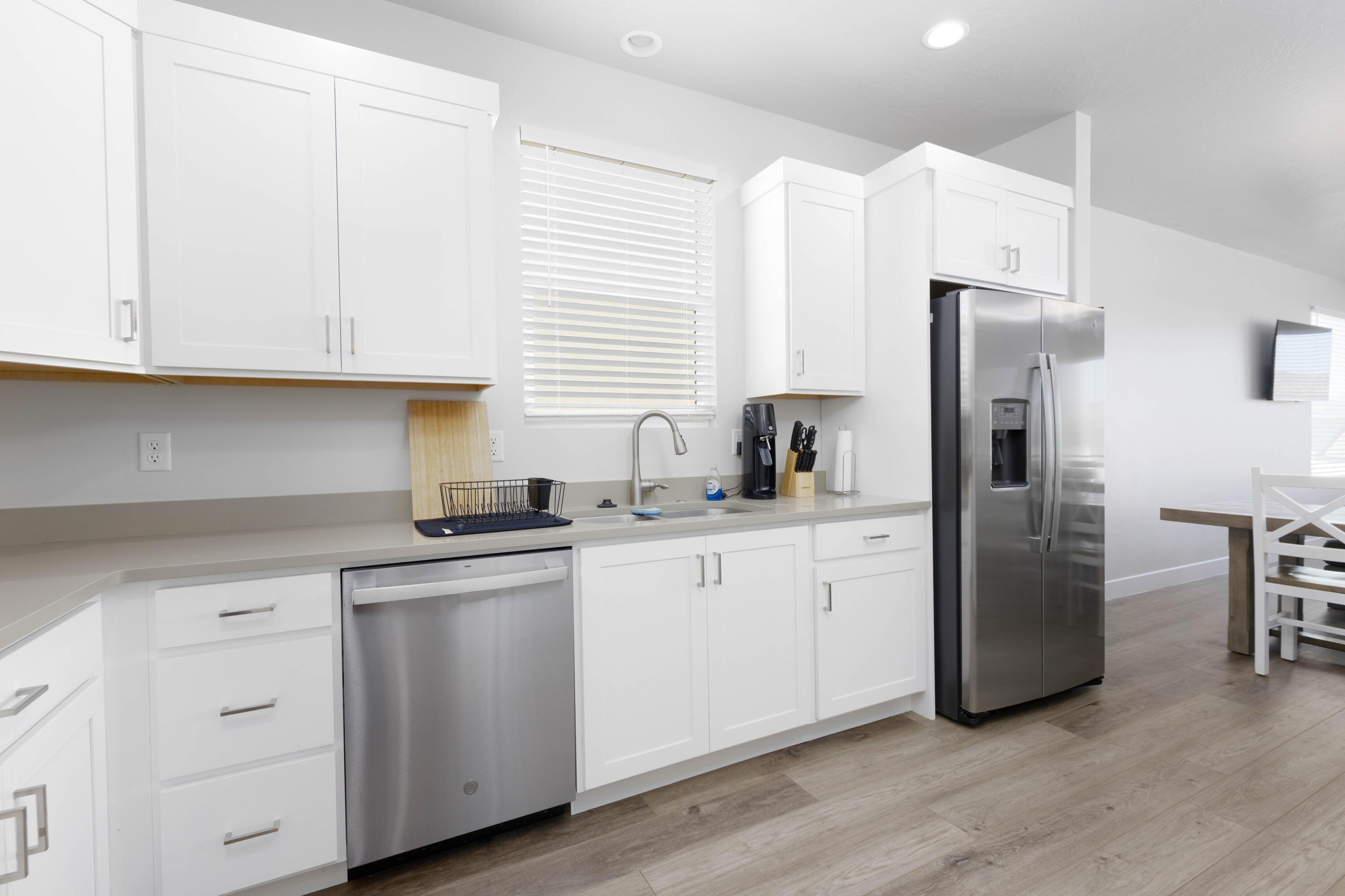 HURRICANE VIEWS - Residential