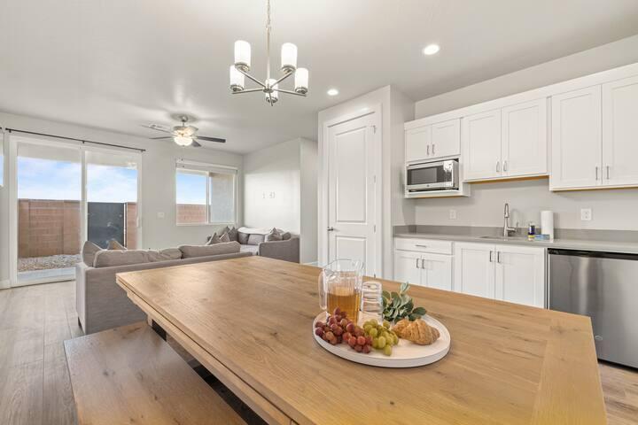 HURRICANE VIEWS - Residential