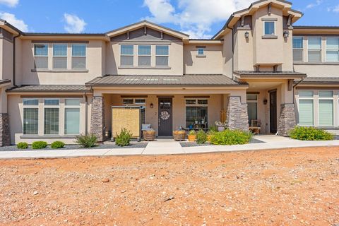 Photo of 687 S GUY LN #2, Ivins, UT 84738 (MLS # 26-271817)