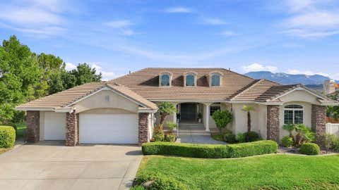 Tiny photo for 803 LIZZIE LN, Saint George, UT 84790 (MLS # 26-275213)